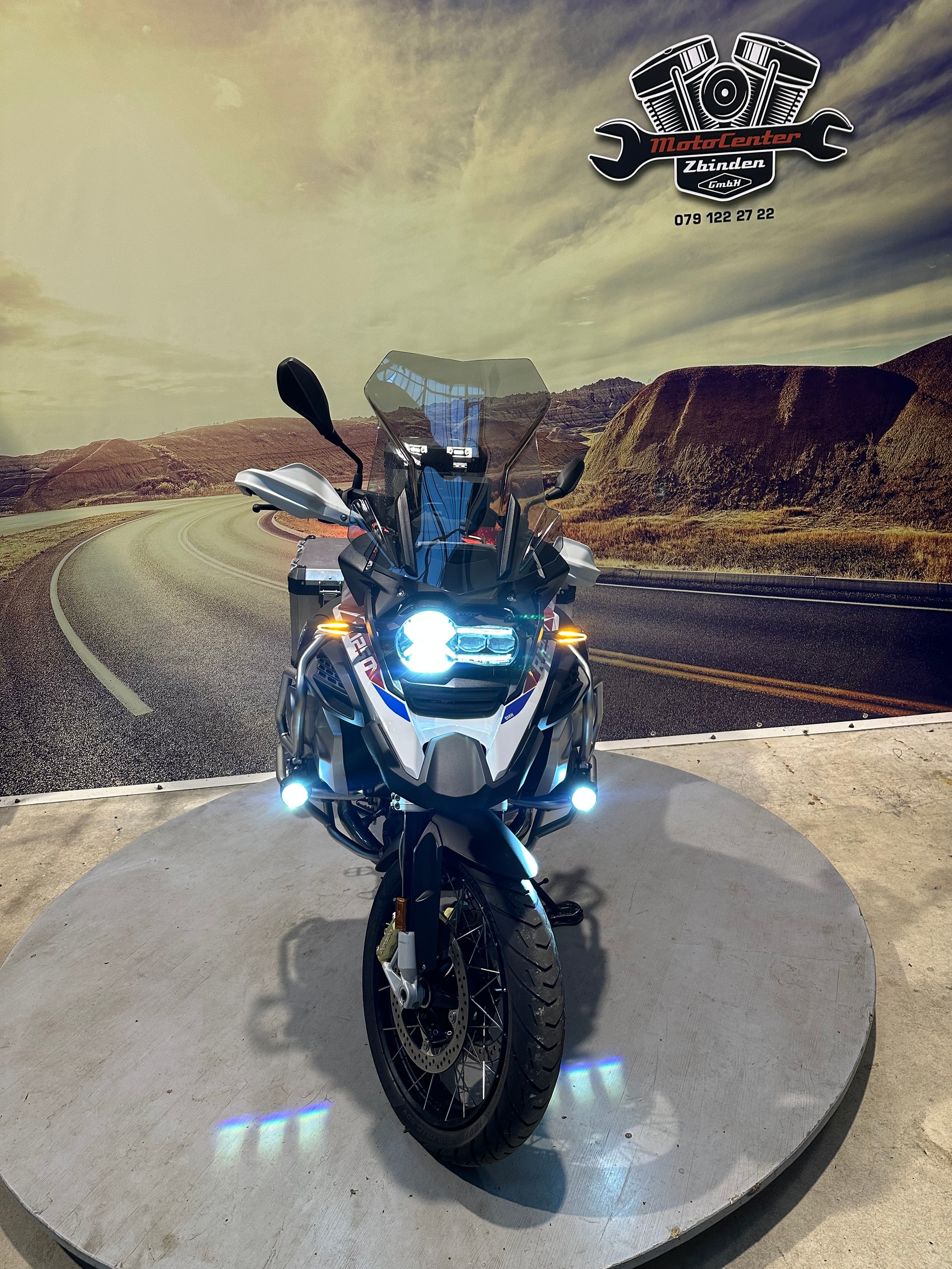 BMW R 1250 GS Adventure-showroom-element-2