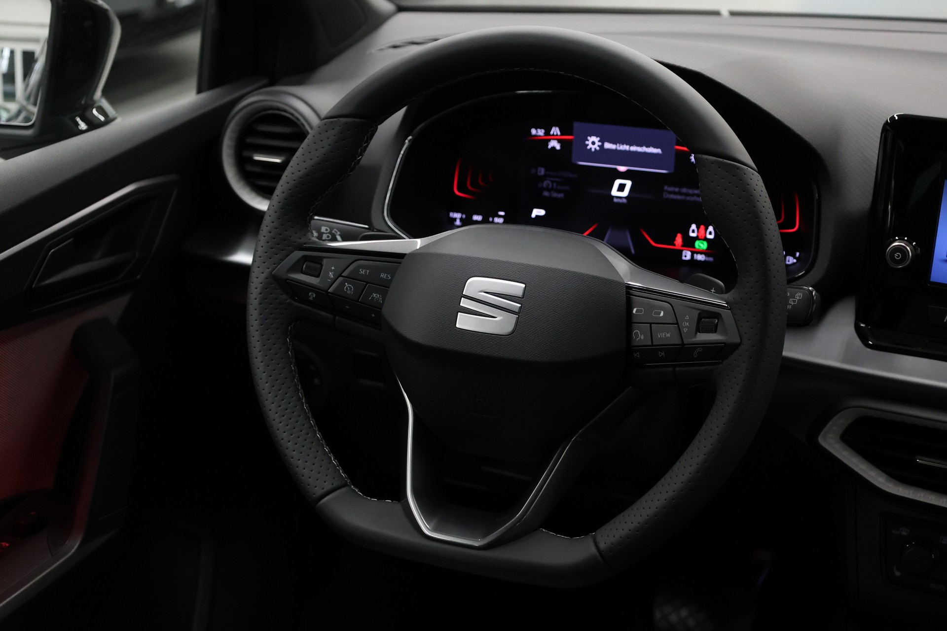 SEAT Ibiza 1.0 TSI 115 FR DSG-image-18