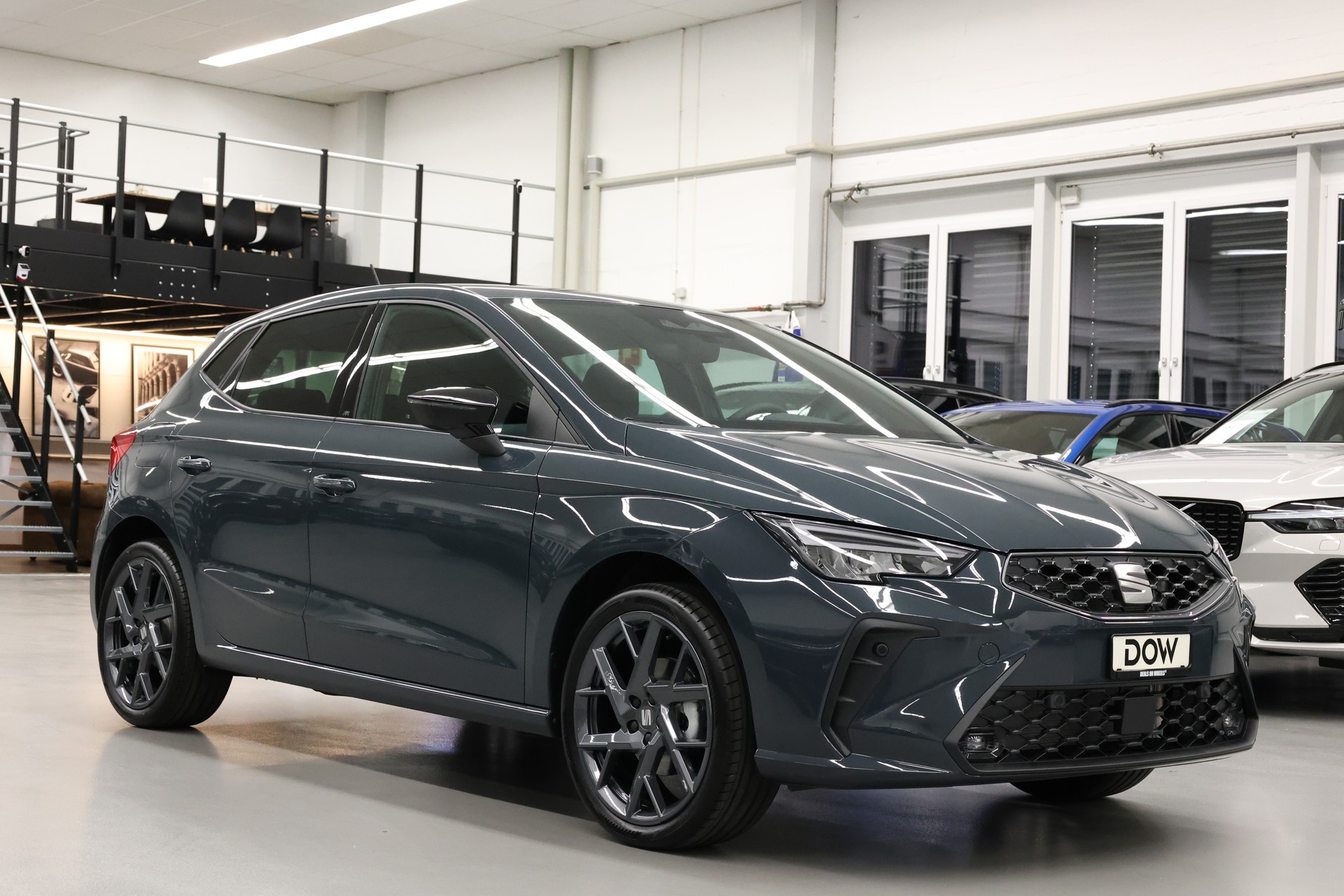SEAT Ibiza 1.0 TSI 115 FR DSG-image-1