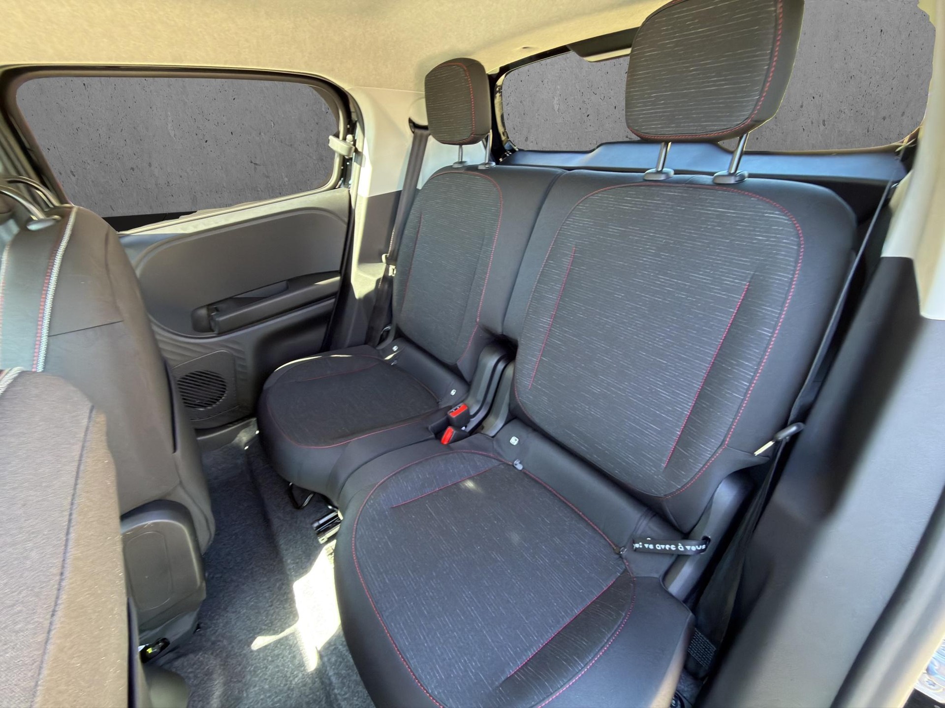 RENAULT Twingo E-Tech Urban Range techno-image-10
