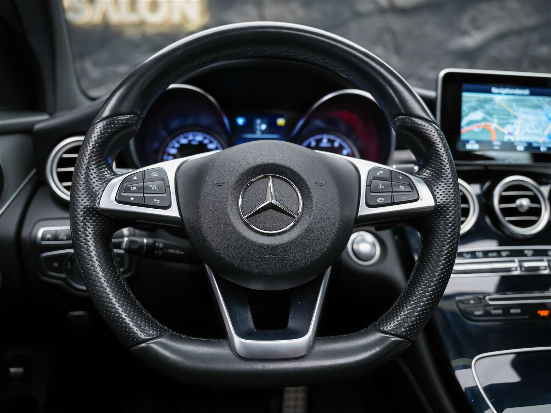 MERCEDES-BENZ GLC Coupé 250 AMG Line 4Matic 9G-Tronic *CH-Fahrzeug*Panorama*360° Kamera*Memory*-image-27