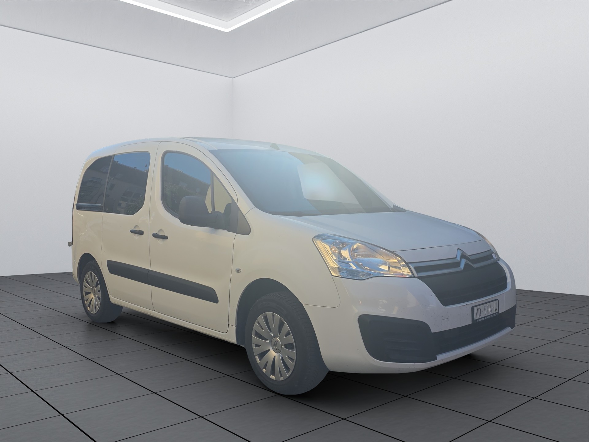 CITROEN Berlingo 1.2i Swiss FAMiIIiLY-image-7