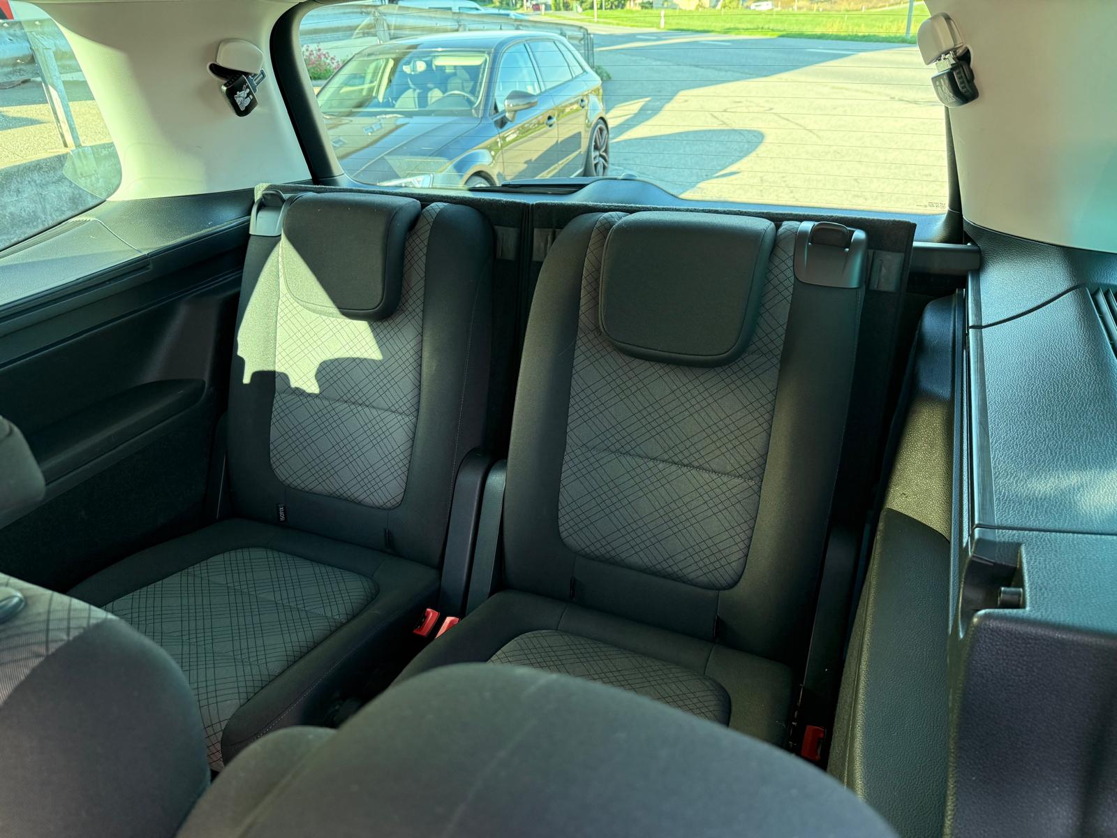 VW Sharan 2.0 TDI BMT Trendline 4Motion-image-10