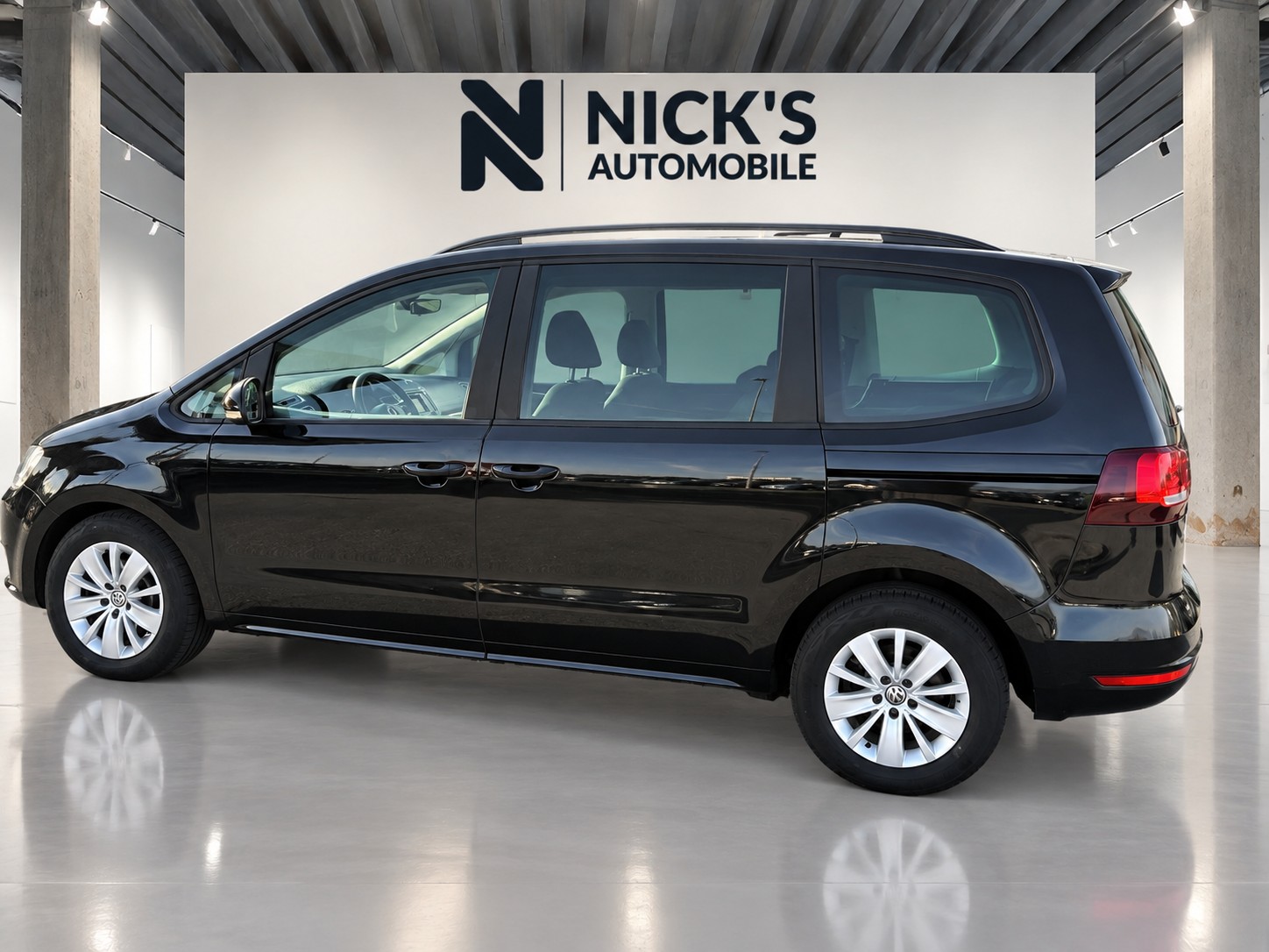 VW Sharan 2.0 TDI BMT Trendline 4Motion-image-6