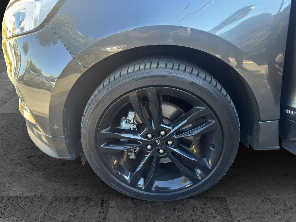 FORD Edge 2.0 EcoBlue 238 ST-Line-image-12