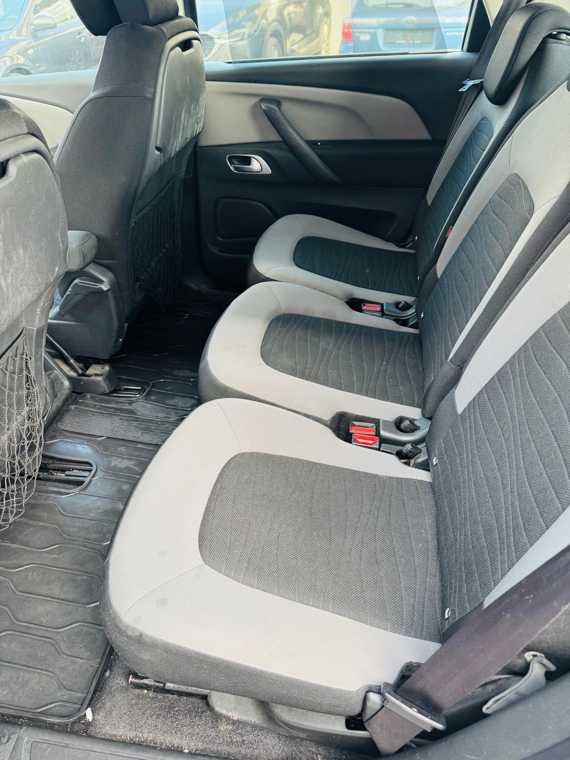 CITROEN C4 Picasso 1.6i 16V THP Séduction-image-3