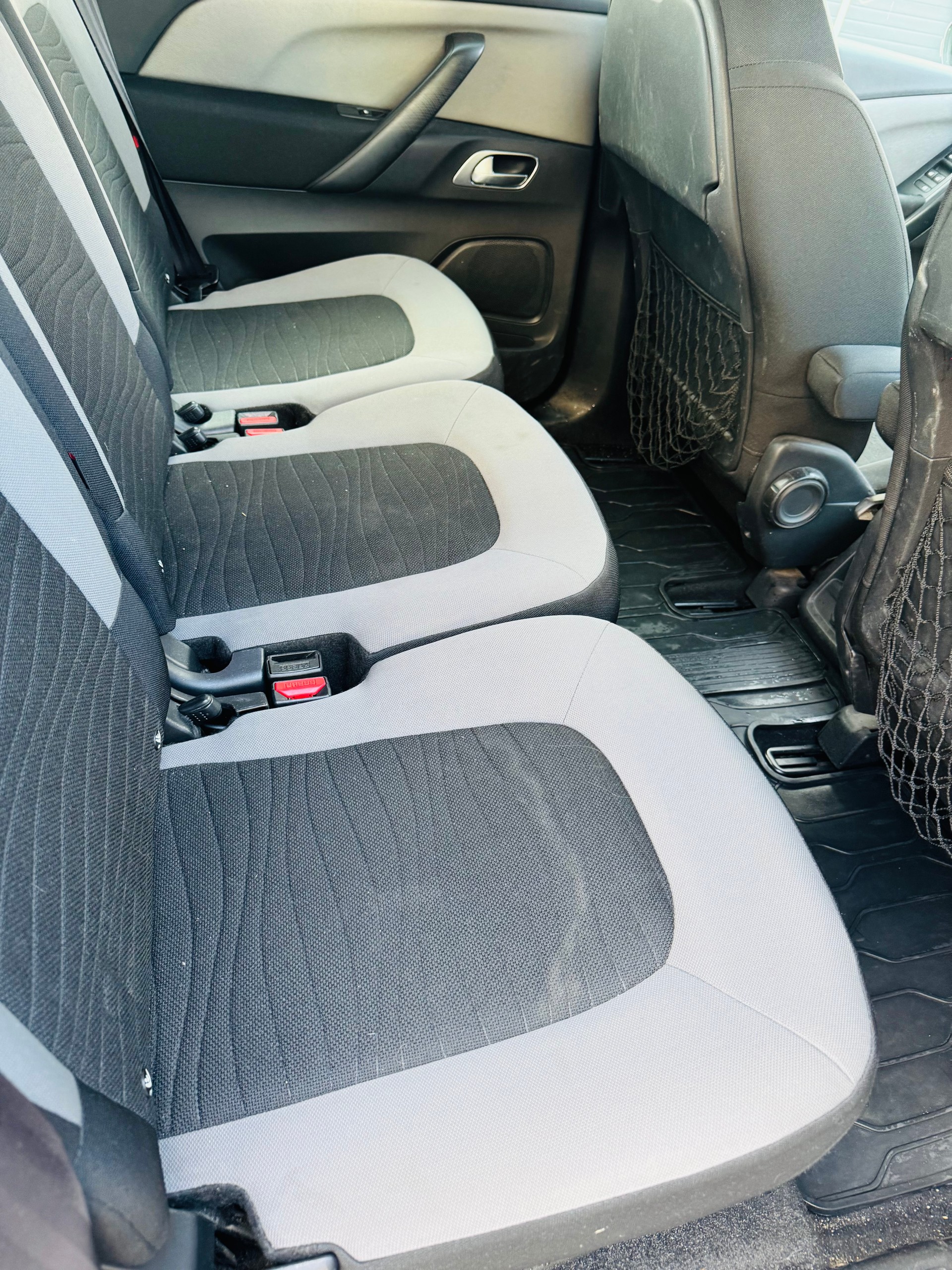 CITROEN C4 Picasso 1.6i 16V THP Séduction-image-5