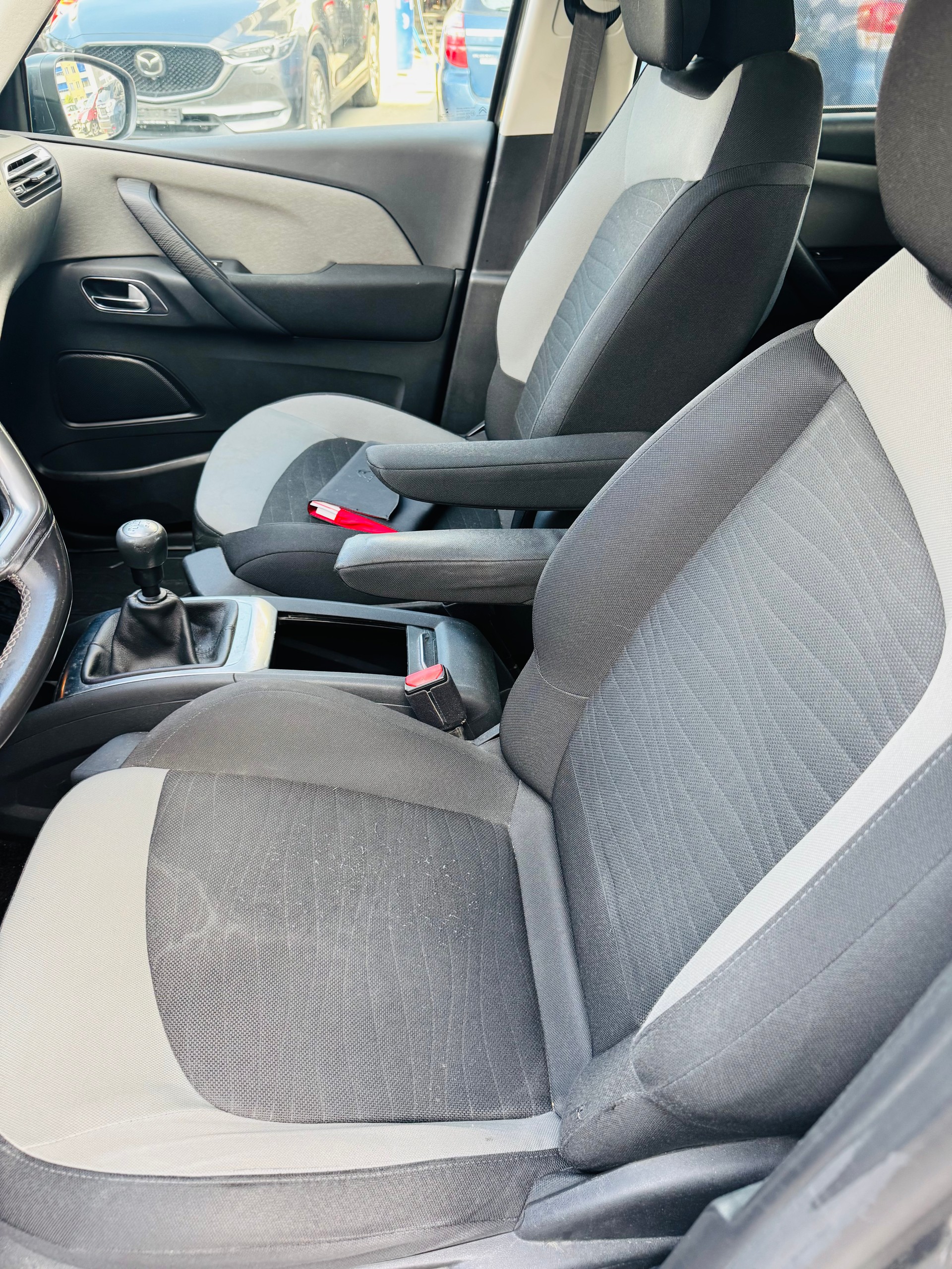 CITROEN C4 Picasso 1.6i 16V THP Séduction-image-2