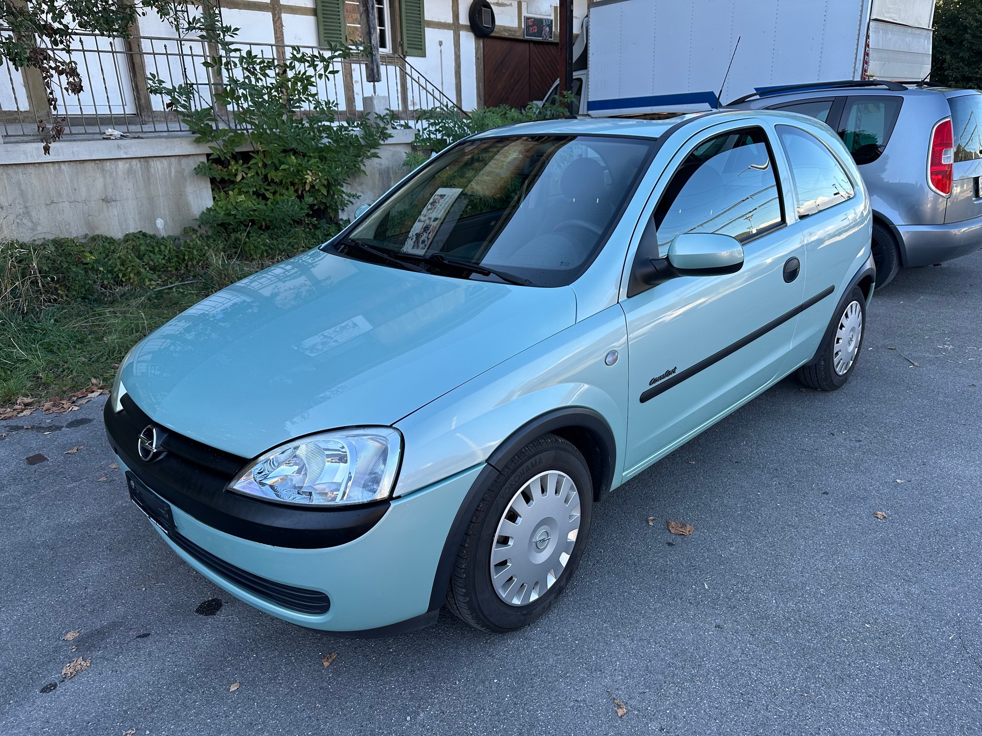 OPEL Corsa 1.4 16V Comfort Frisch ab MFK und Service-image-1