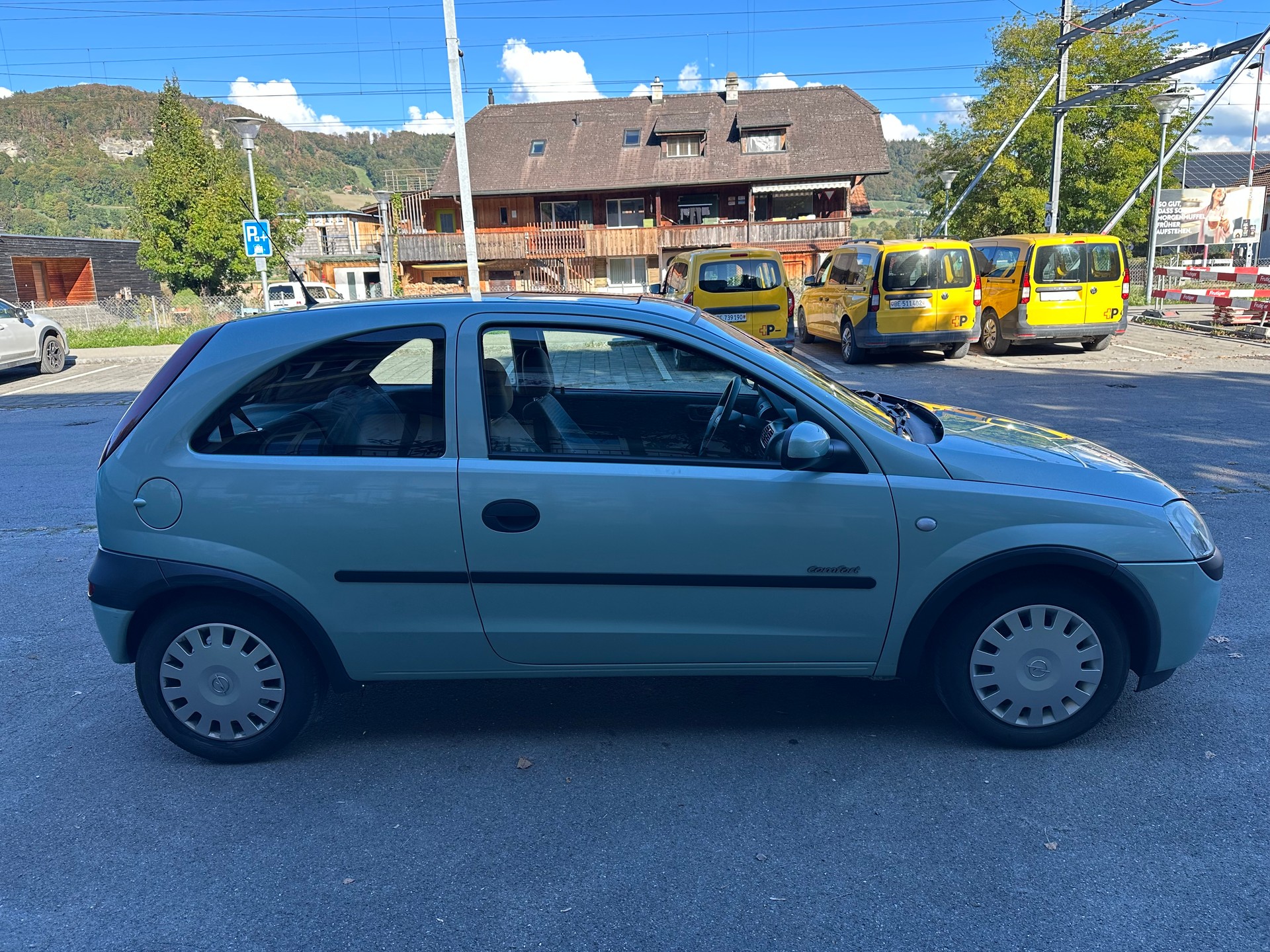 OPEL Corsa 1.4 16V Comfort Frisch ab MFK und Service-image-4