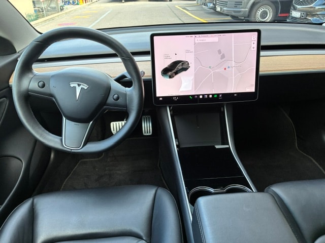 TESLA Model 3 Performance Dual Motor AWD-image-10