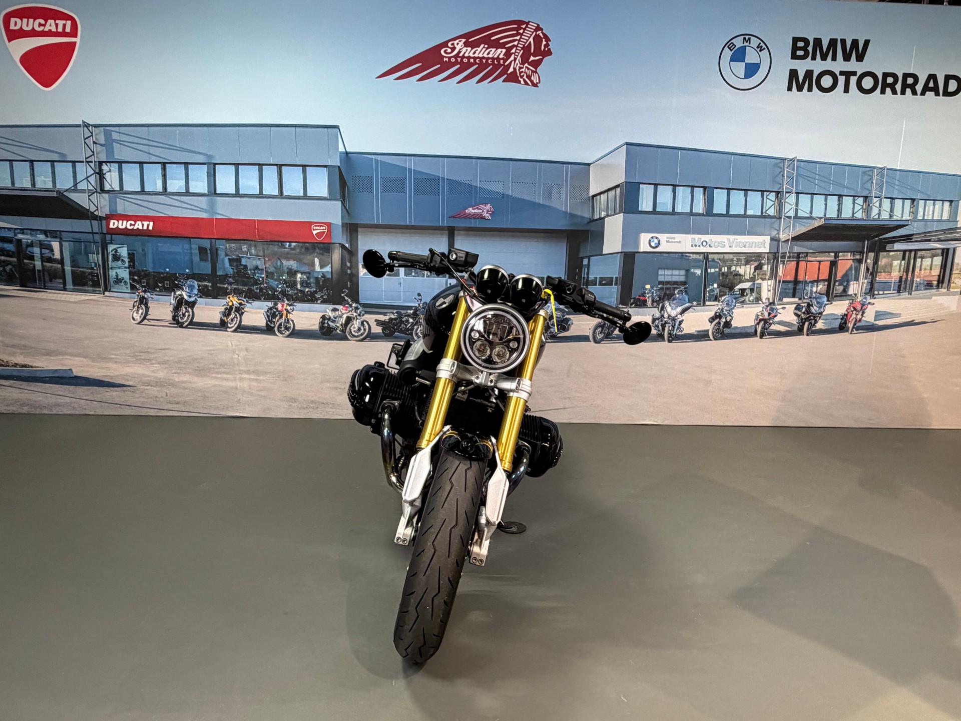 BMW R nineT ABS-showroom-element-1