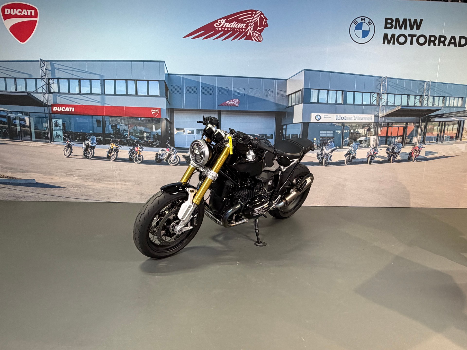 BMW R nineT ABS-showroom-element-2