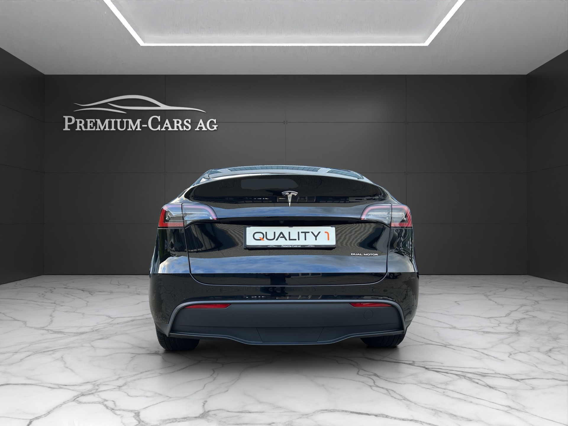 TESLA Model Y Long Range Dual Motor AWD / Model 2023-image-4