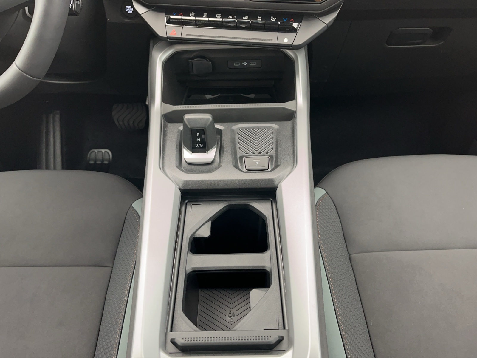DACIA Bigster 1.8 Hybrid Extreme-image-13