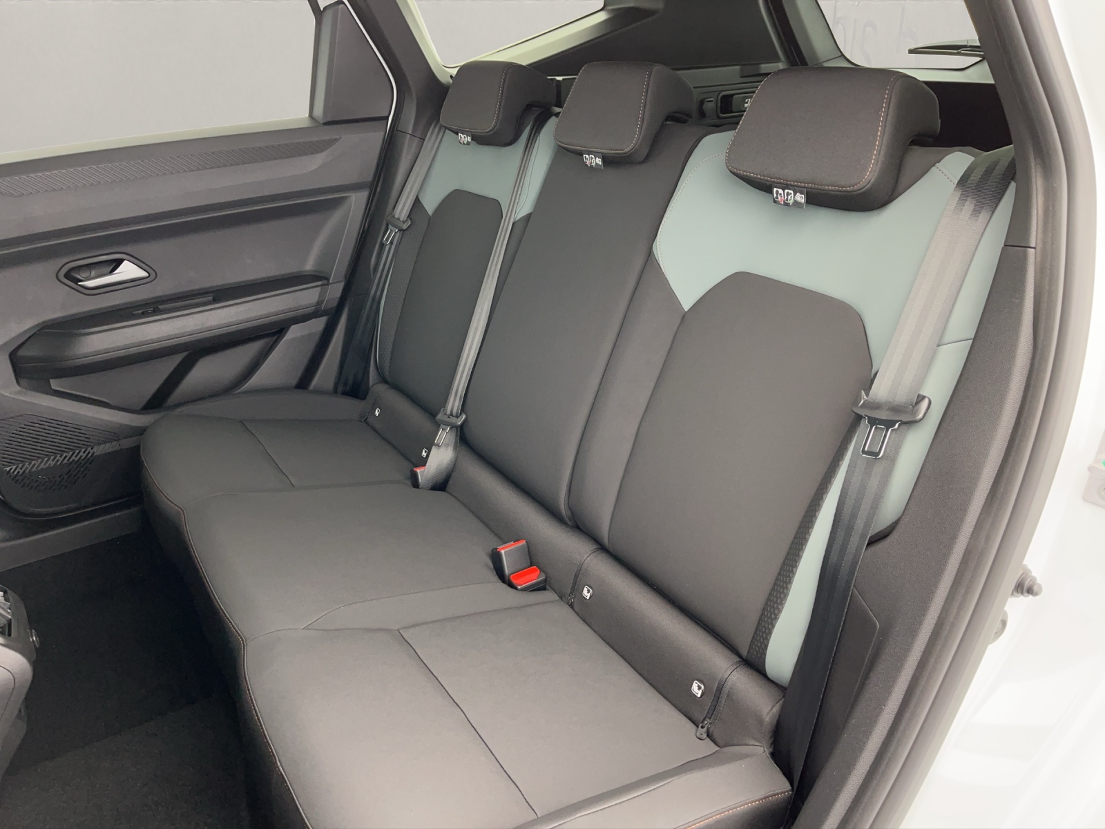 DACIA Bigster 1.8 Hybrid Extreme-image-16
