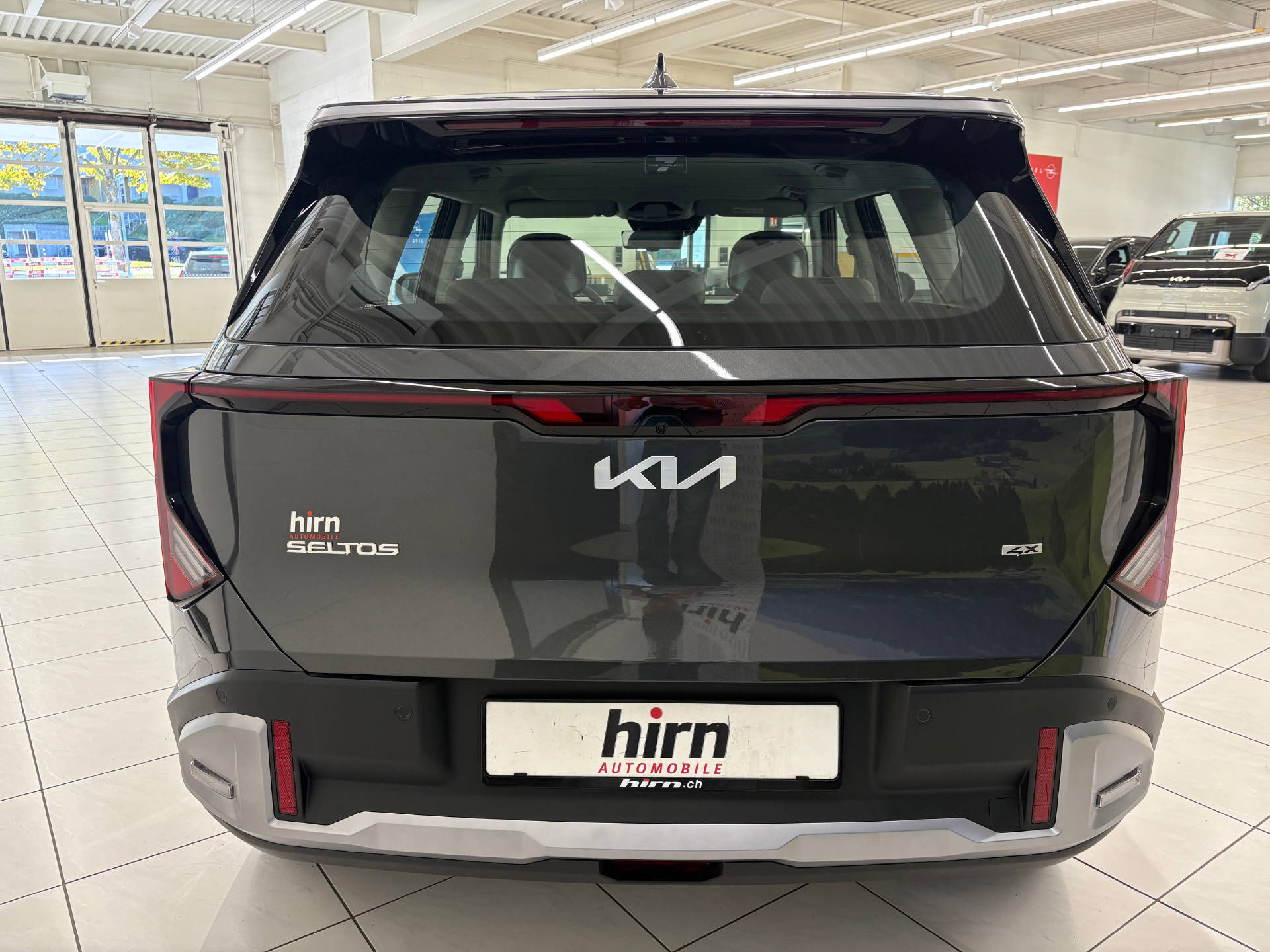 KIA Seltos 1.6 T-GDi Style-image-5