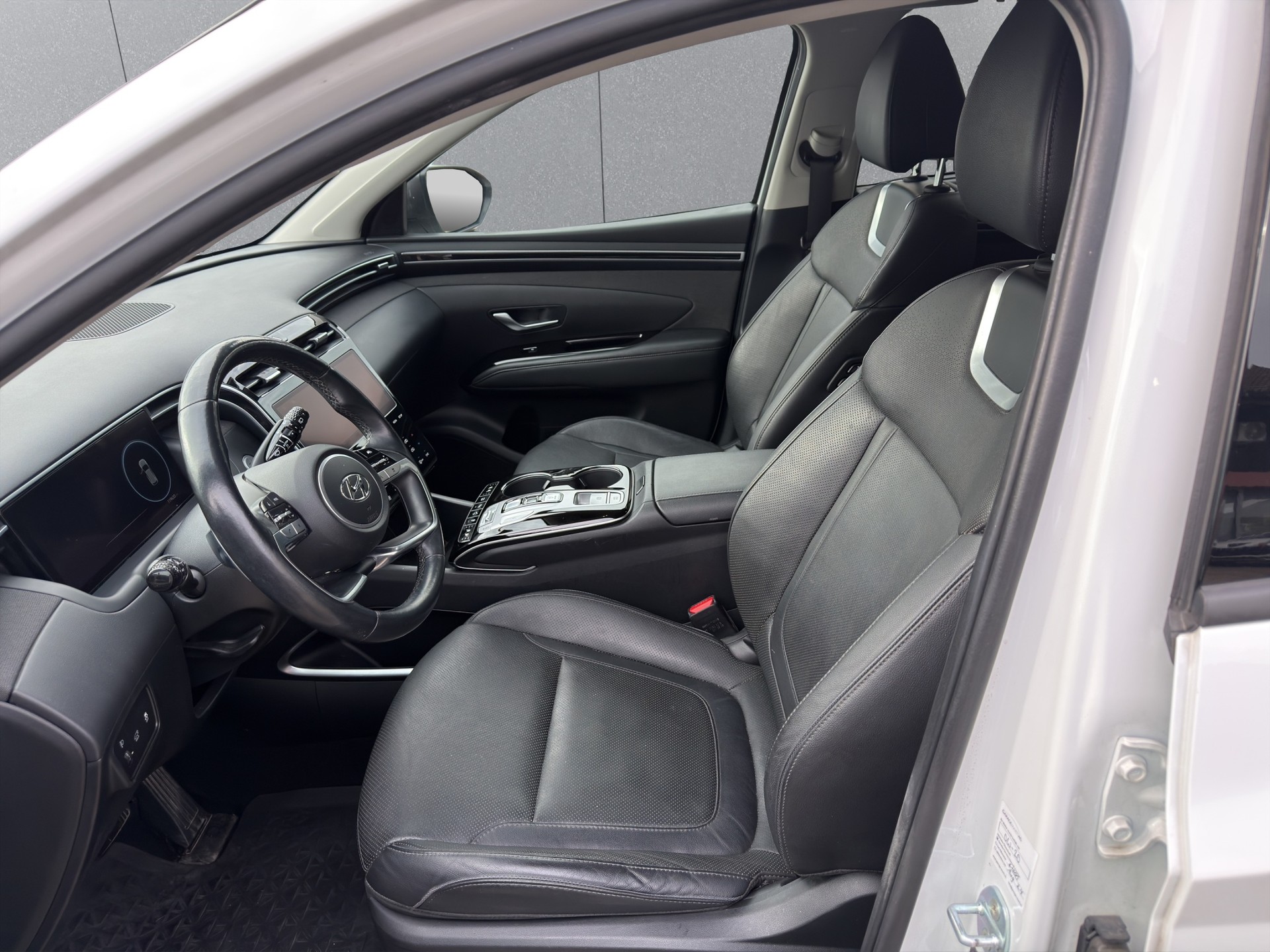 HYUNDAI Tucson 1.6 TGDI 48V Vertex DCT 4WD-image-8