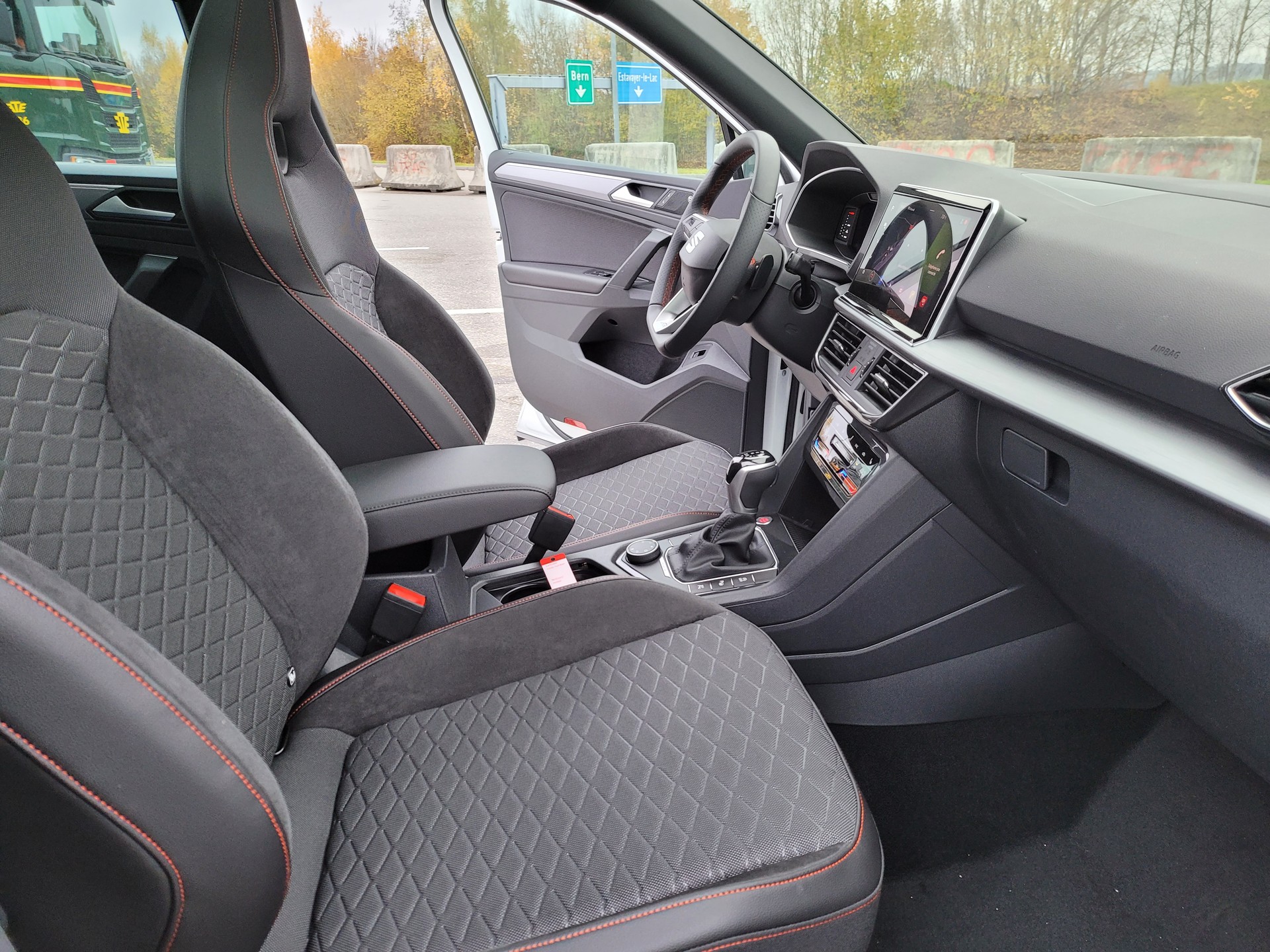 SEAT 2.0 TSI Hola FR 4Drive DSG-image-3