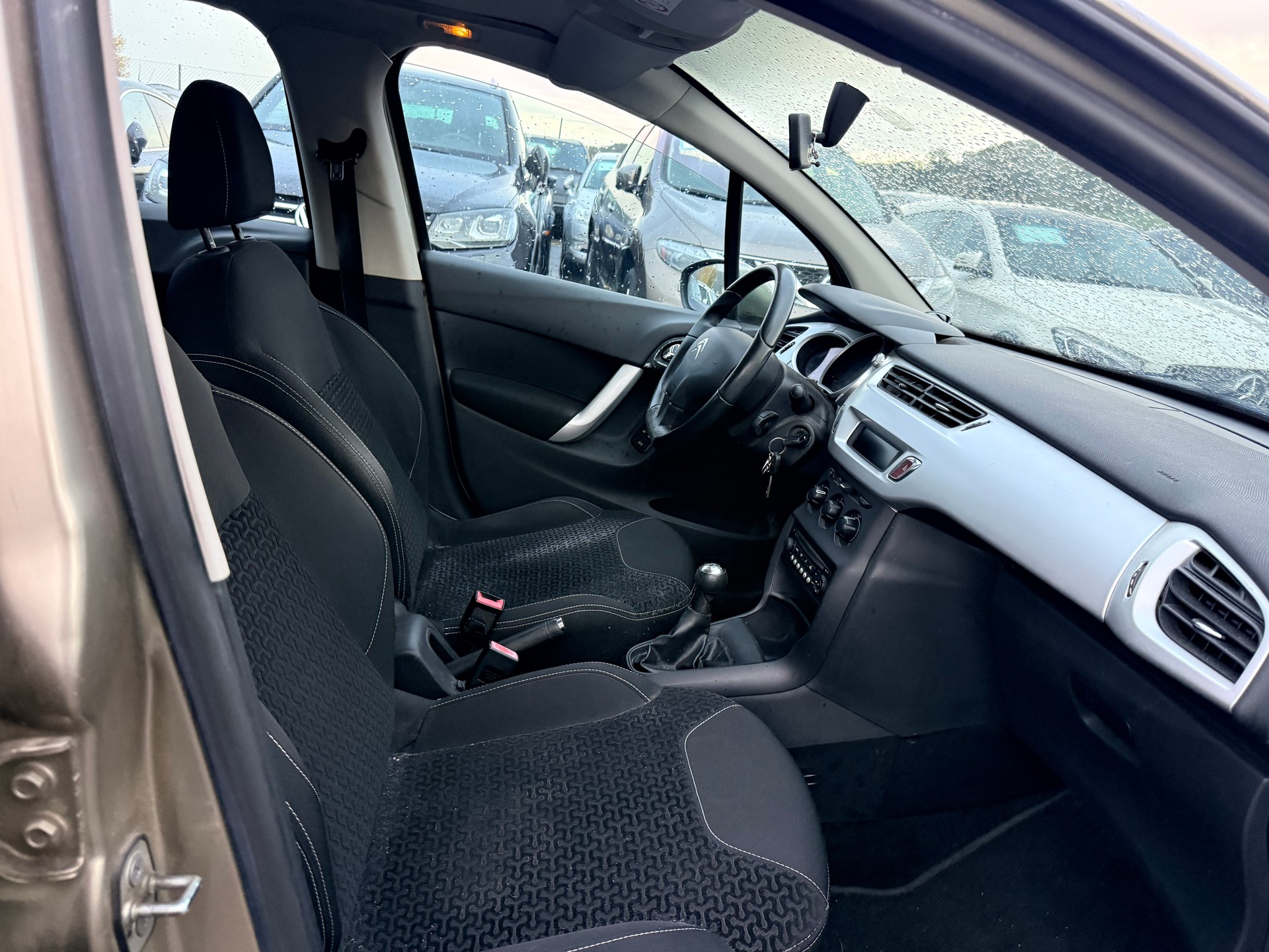 CITROEN C3 1.4i 16V Exclusive-image-8