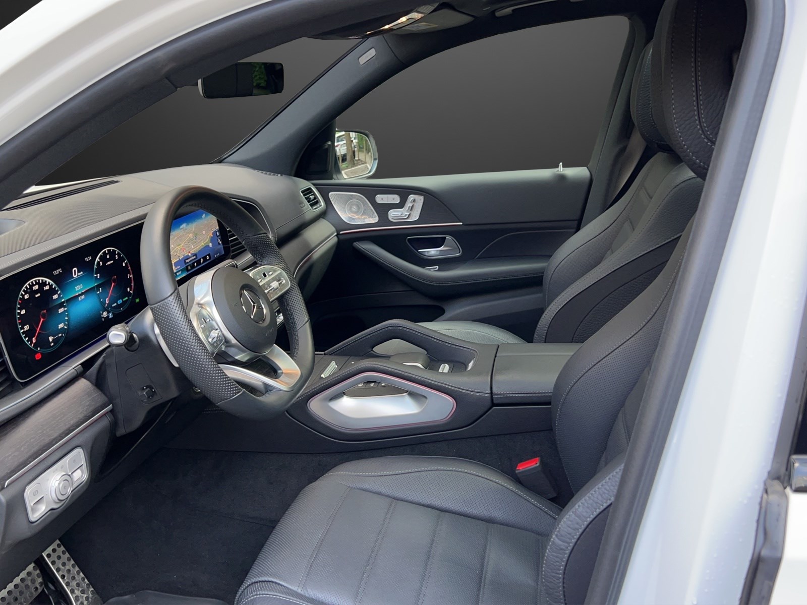 MERCEDES-BENZ GLS 580 4Matic AMG Line 9G-Tronic-image-7