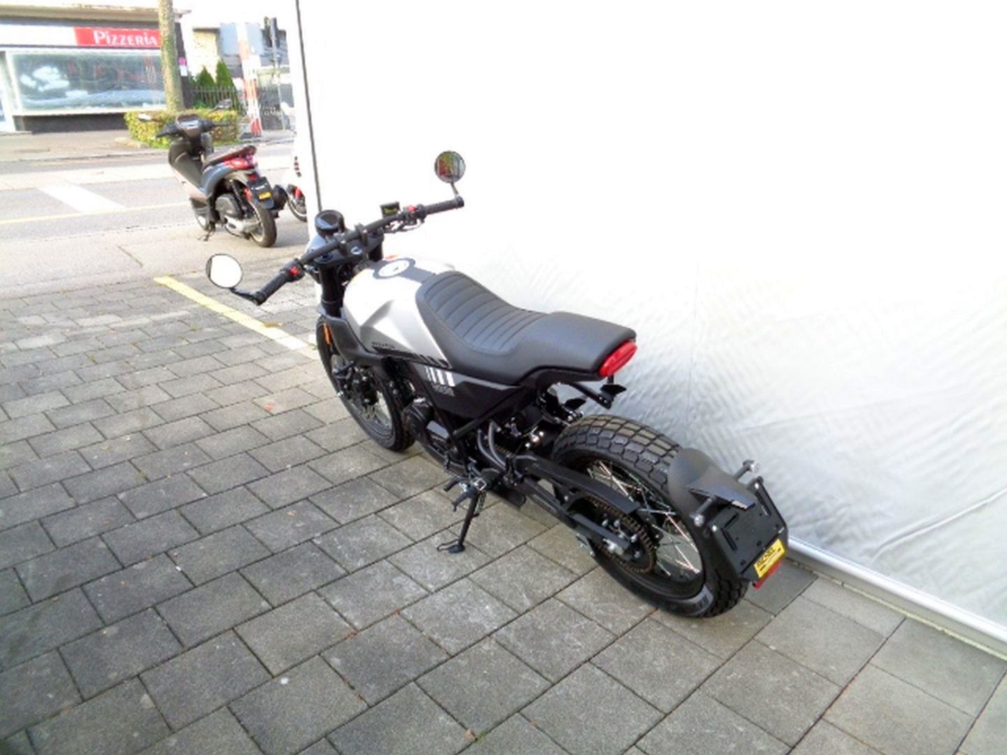 BRIXTON Crossfire 125 ABS-image-9