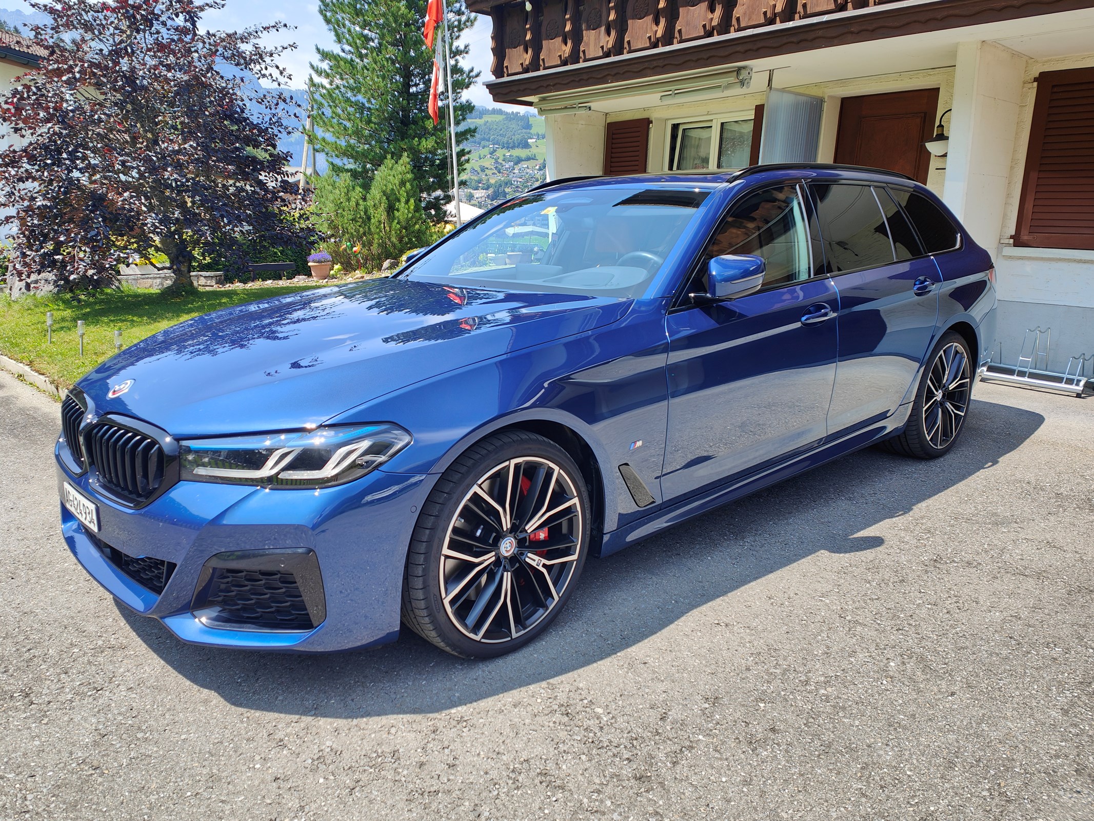 Car photo