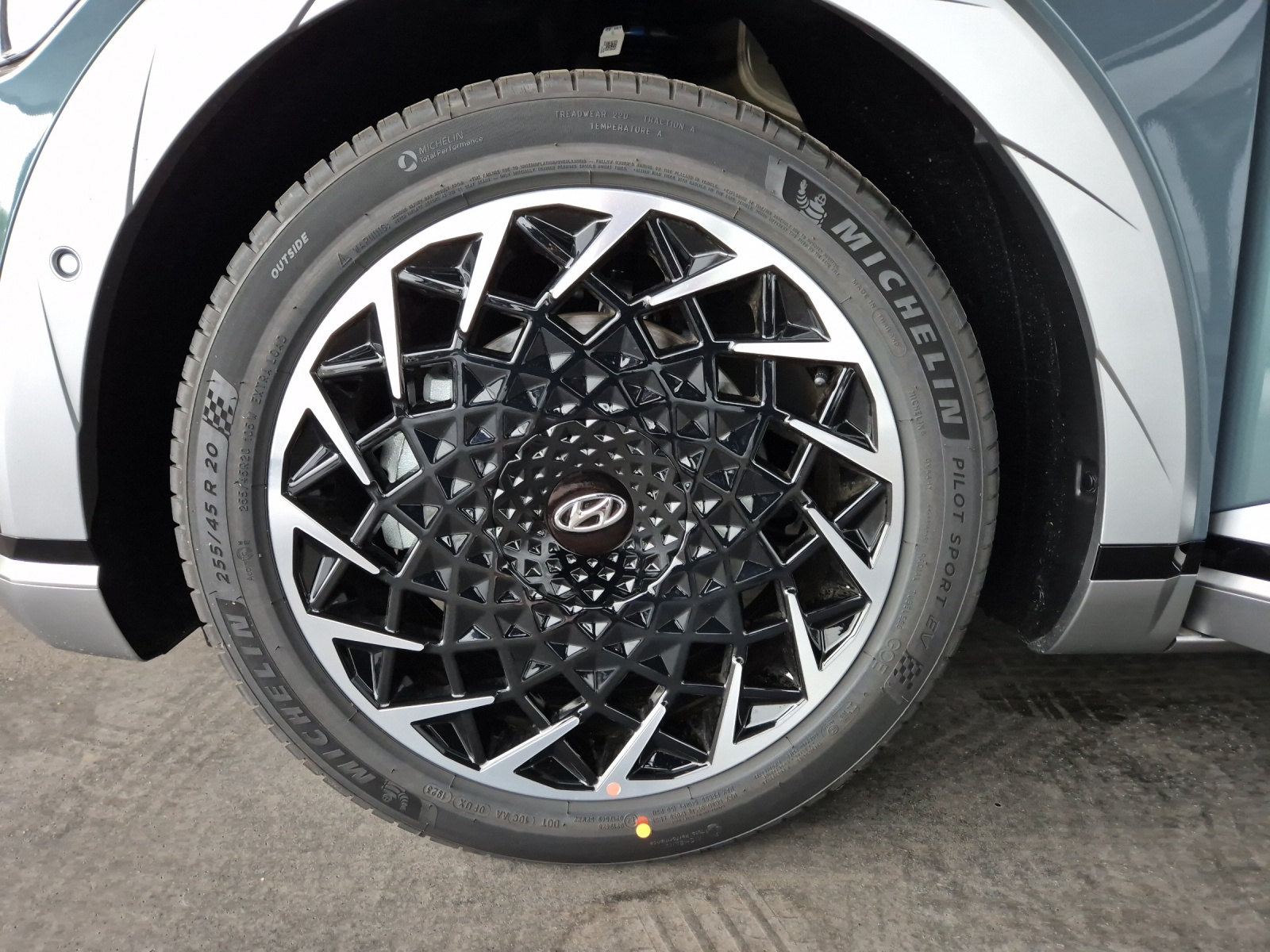 HYUNDAI Ioniq 5 Vertex 4WD-image-12