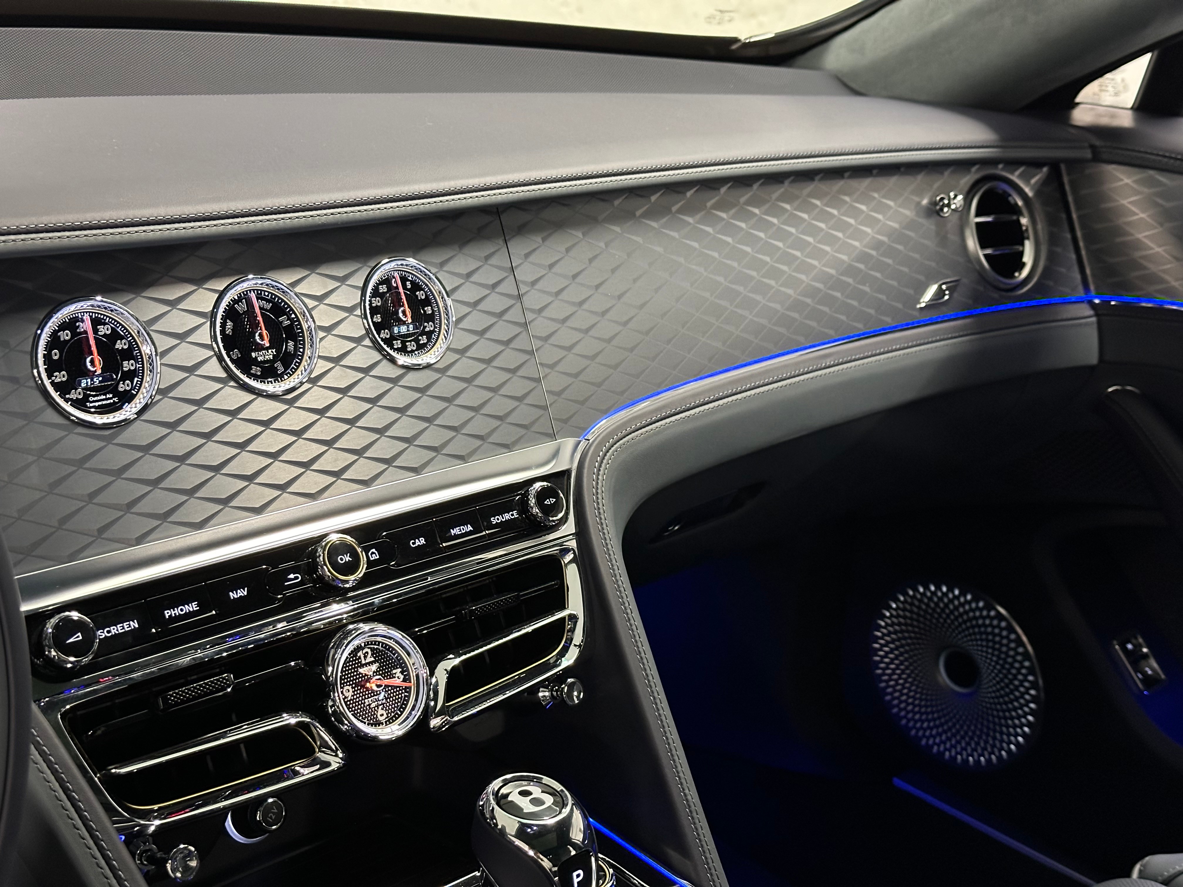 Image BENTLEY FLYING-SPUR Flying Spur 4.0 V8 S