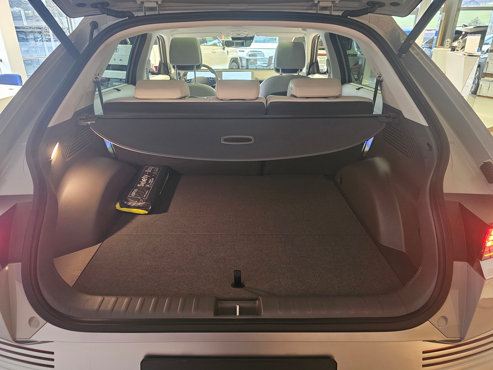 HYUNDAI Ioniq 5 77kWh Vertex 4WD-image-6