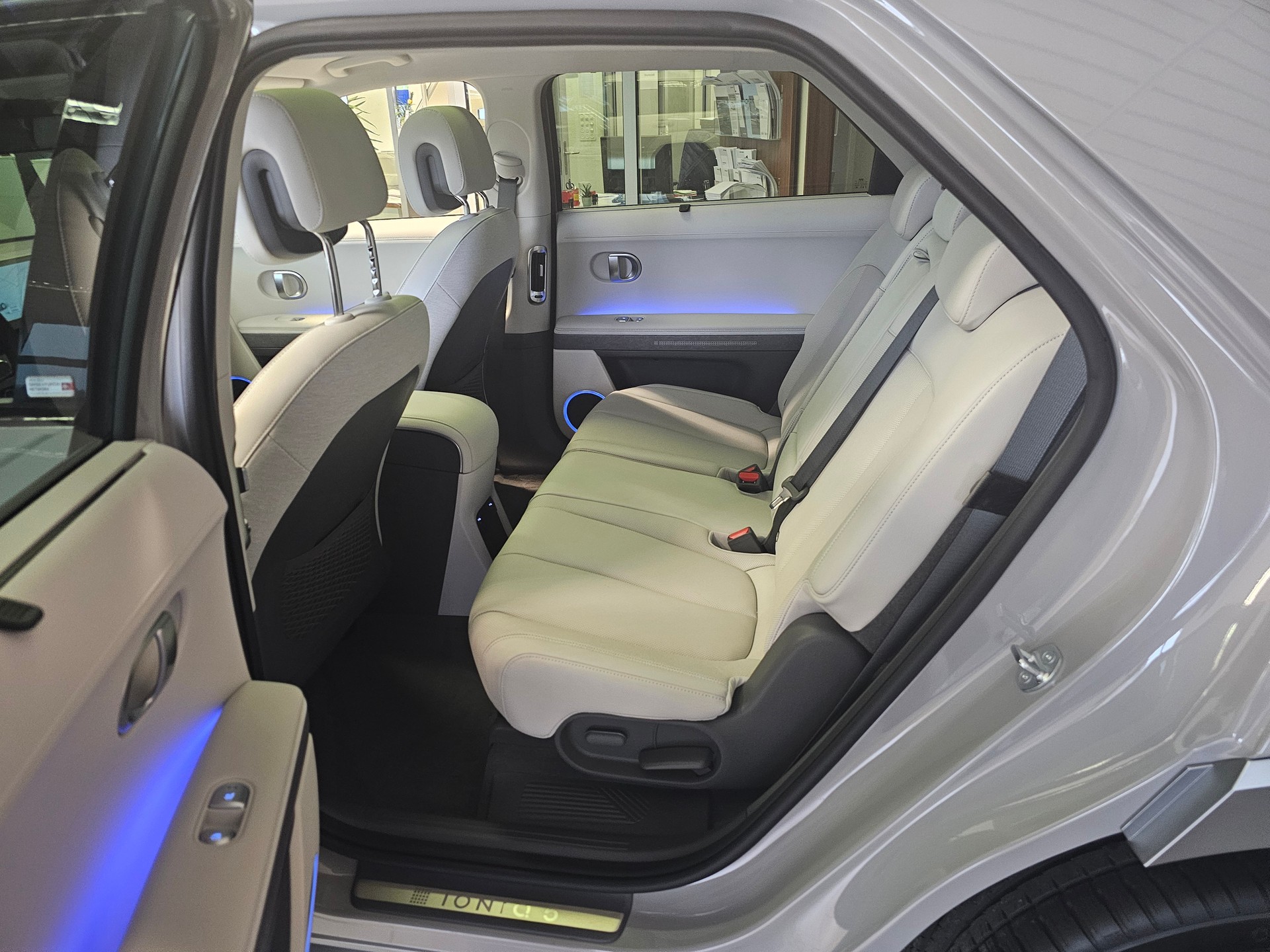 HYUNDAI Ioniq 5 77kWh Vertex 4WD-image-9