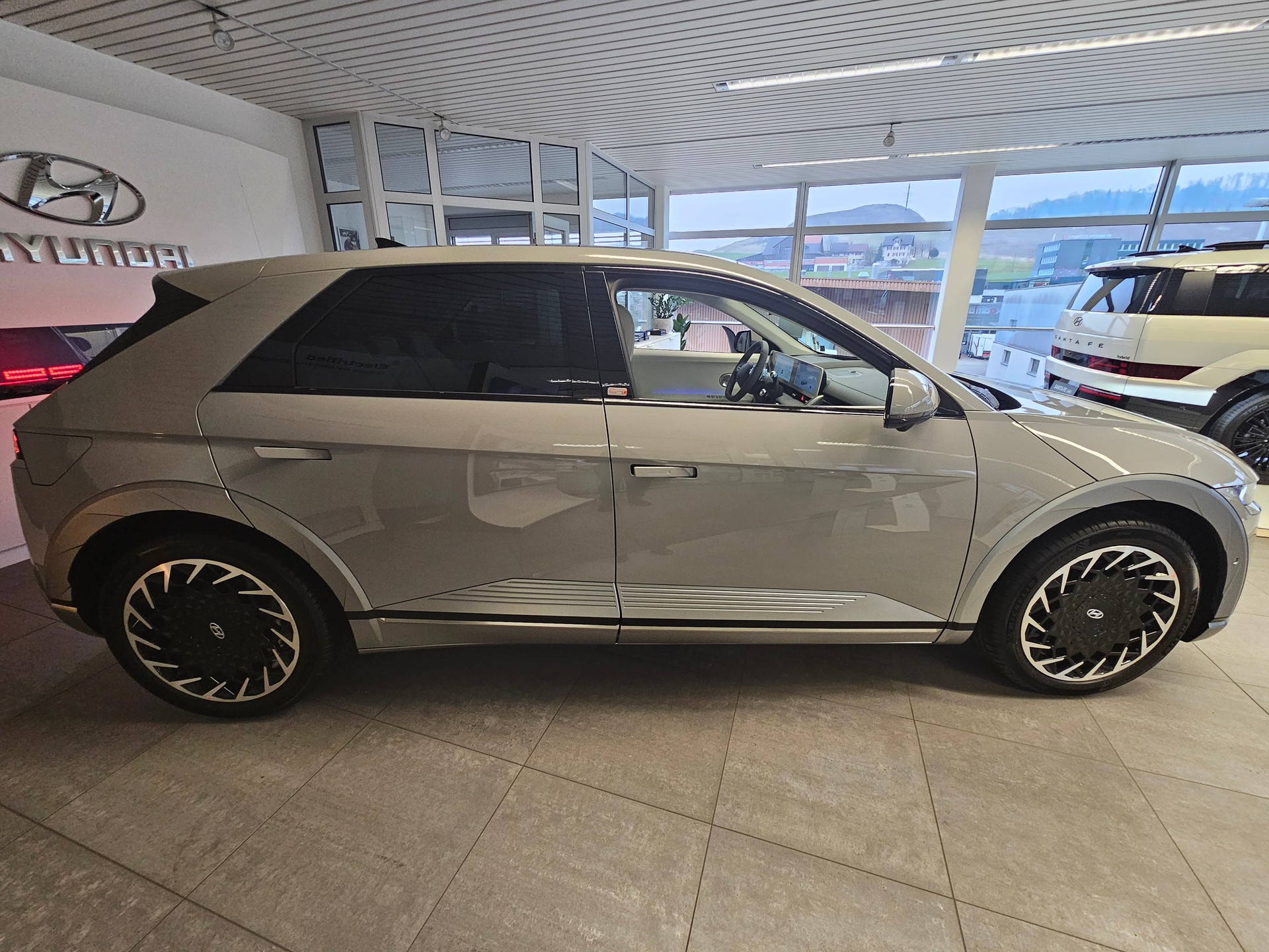 HYUNDAI Ioniq 5 77kWh Vertex 4WD-image-8