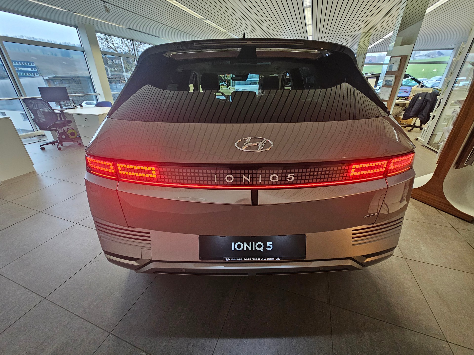 HYUNDAI Ioniq 5 77kWh Vertex 4WD-image-5