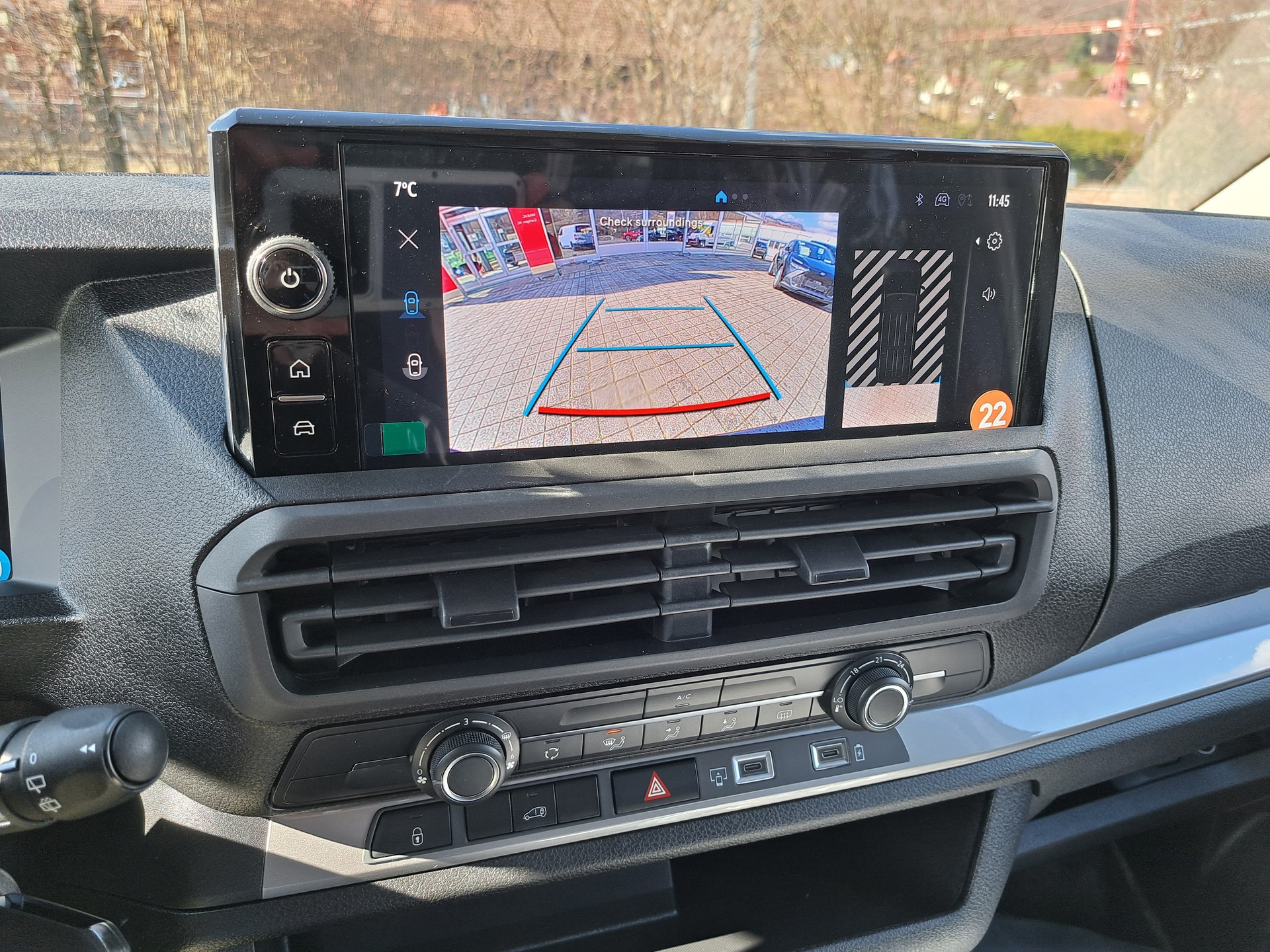 TOYOTA Proace 2.0D Panel Van Long Advanced Automat-image-10