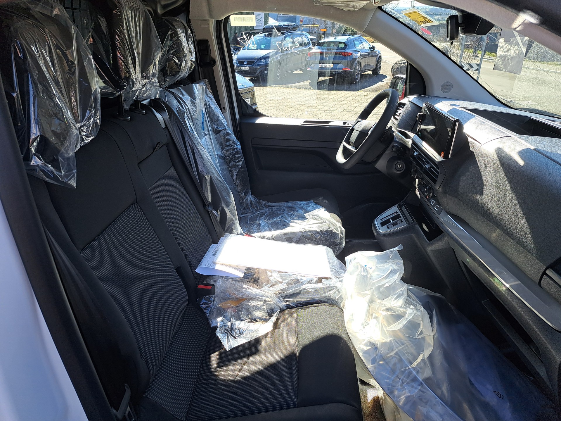 TOYOTA Proace 2.0D Panel Van Long Advanced Automat-image-3