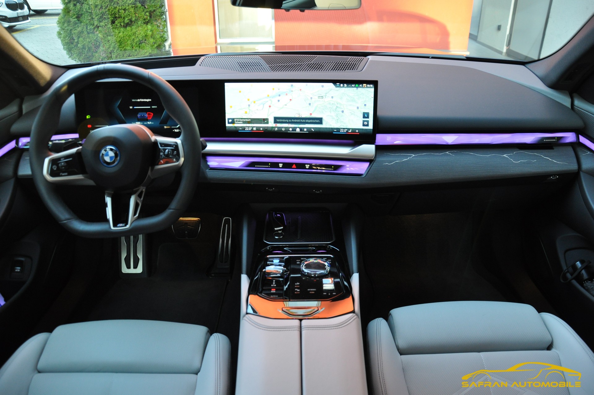 BMW i5 eDrive40 M Sport-image-10