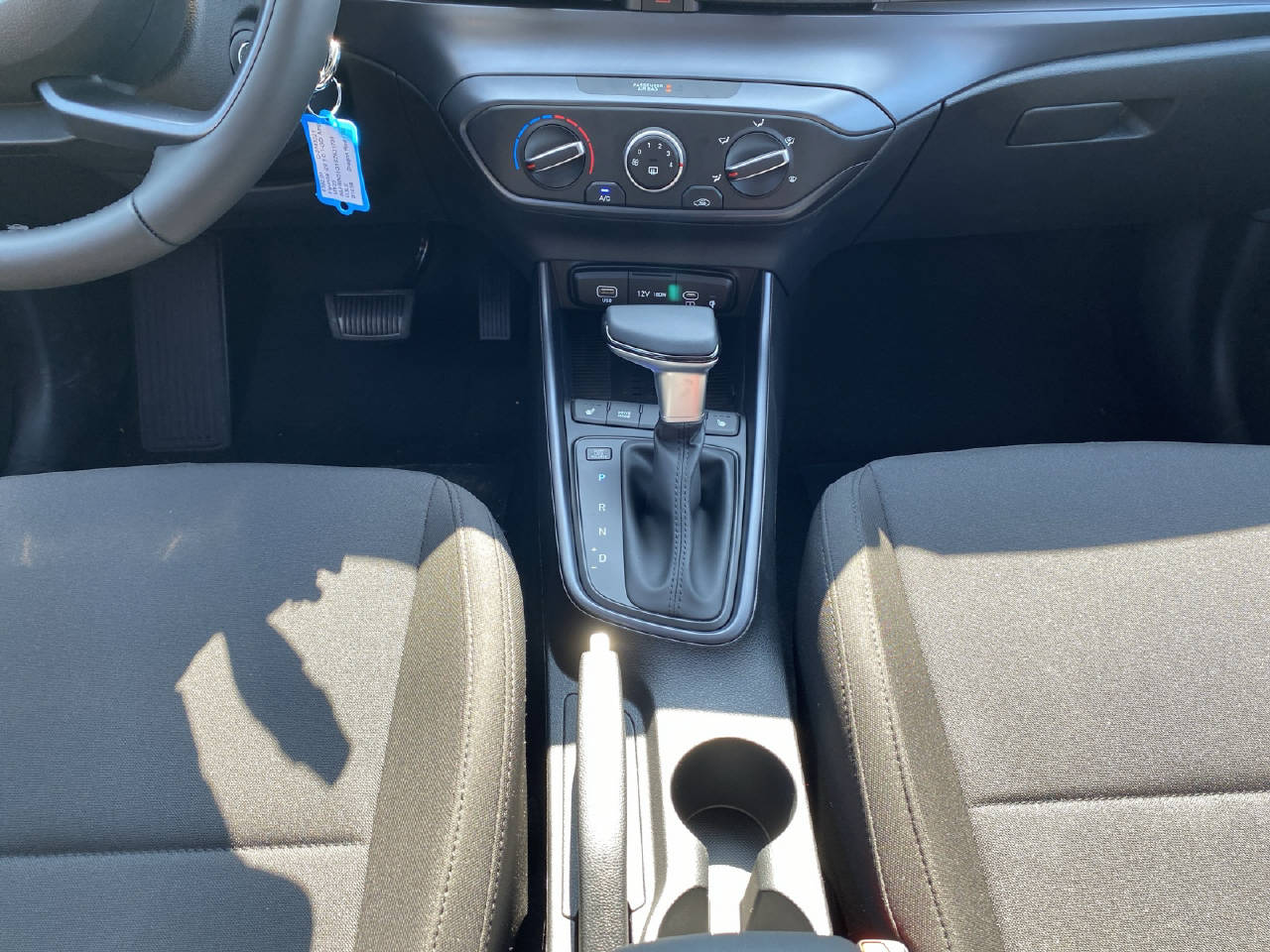 HYUNDAI i20 1.0 T-GDi Amplia MY25-image-9