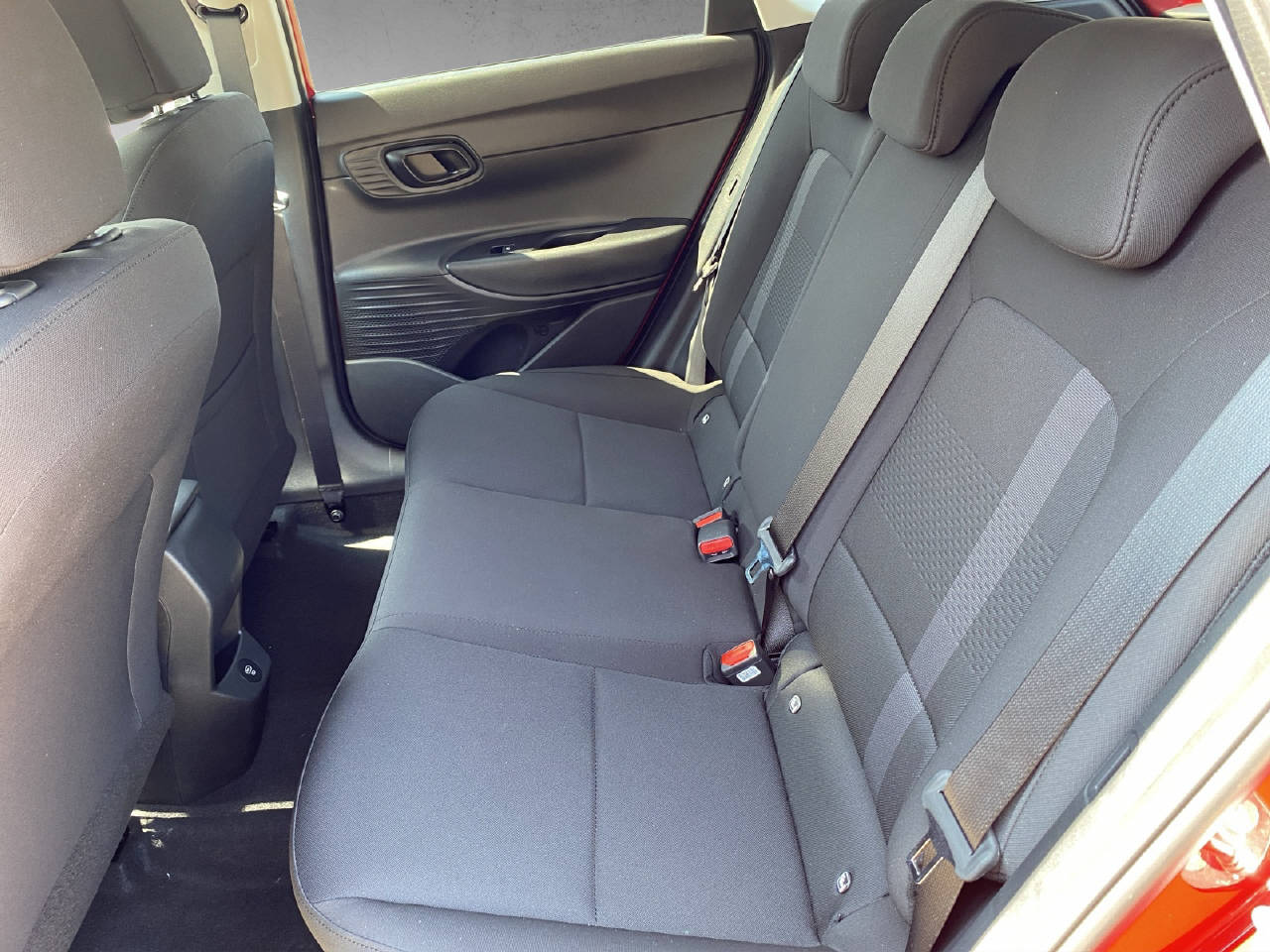 HYUNDAI i20 1.0 T-GDi Amplia MY25-image-11