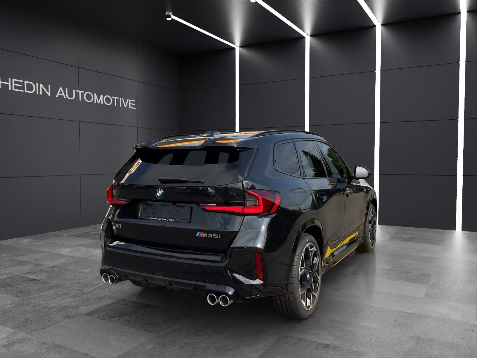 BMW X1 M35i-image-15