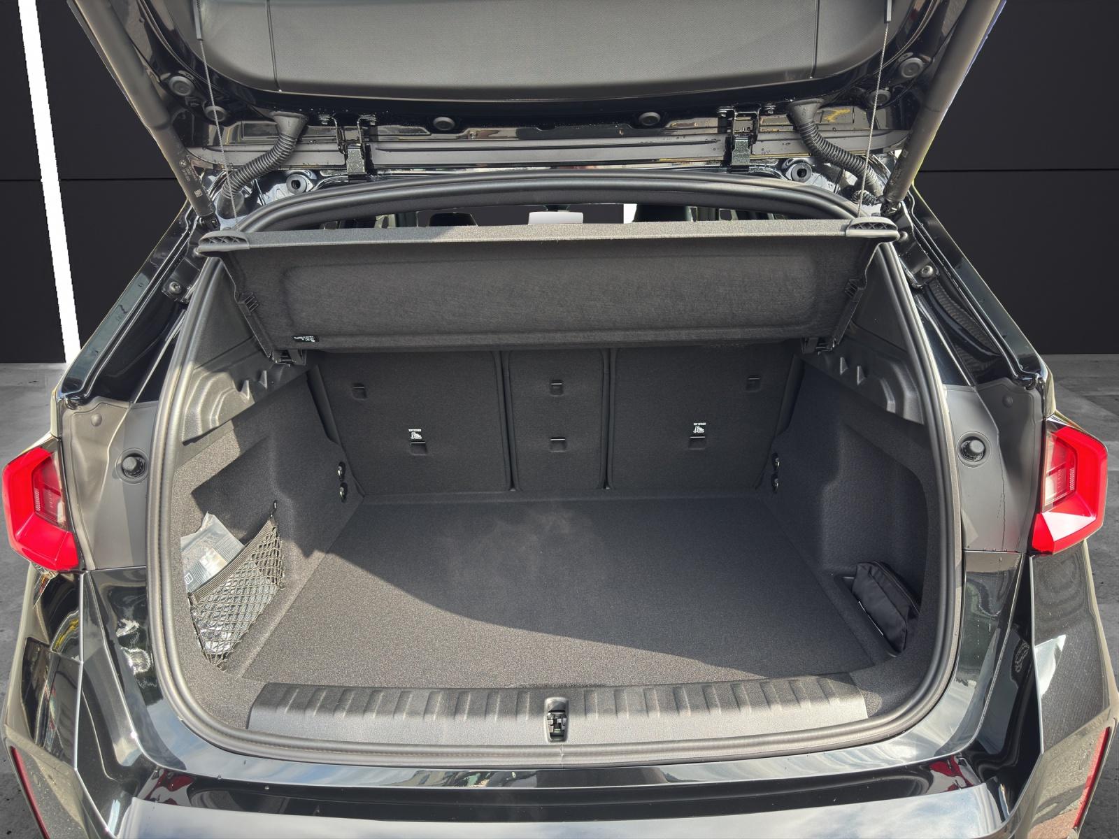 BMW X1 M35i-image-9