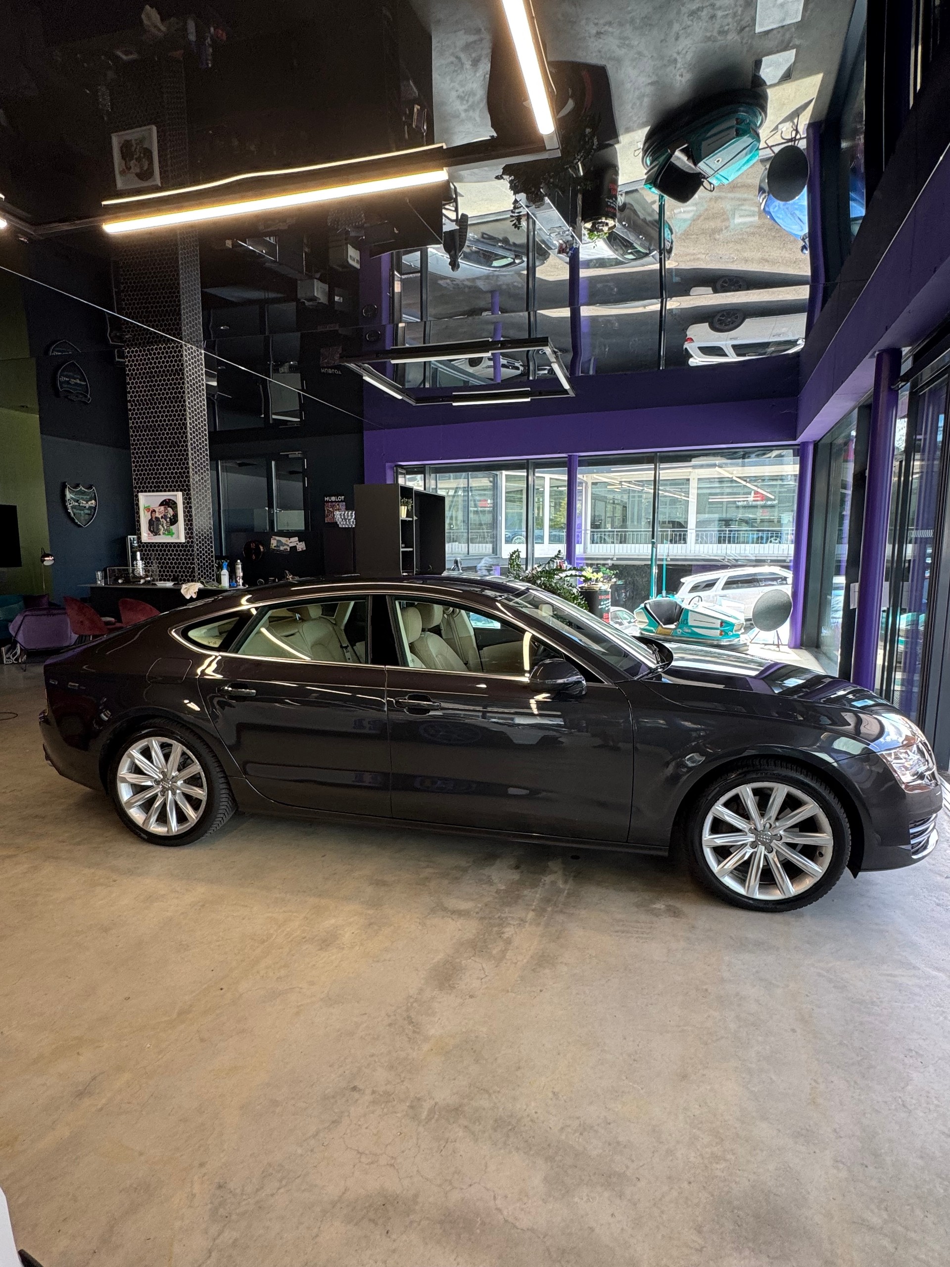 AUDI A7 Sportback 2.8 FSI quattro S-tronic-image-2