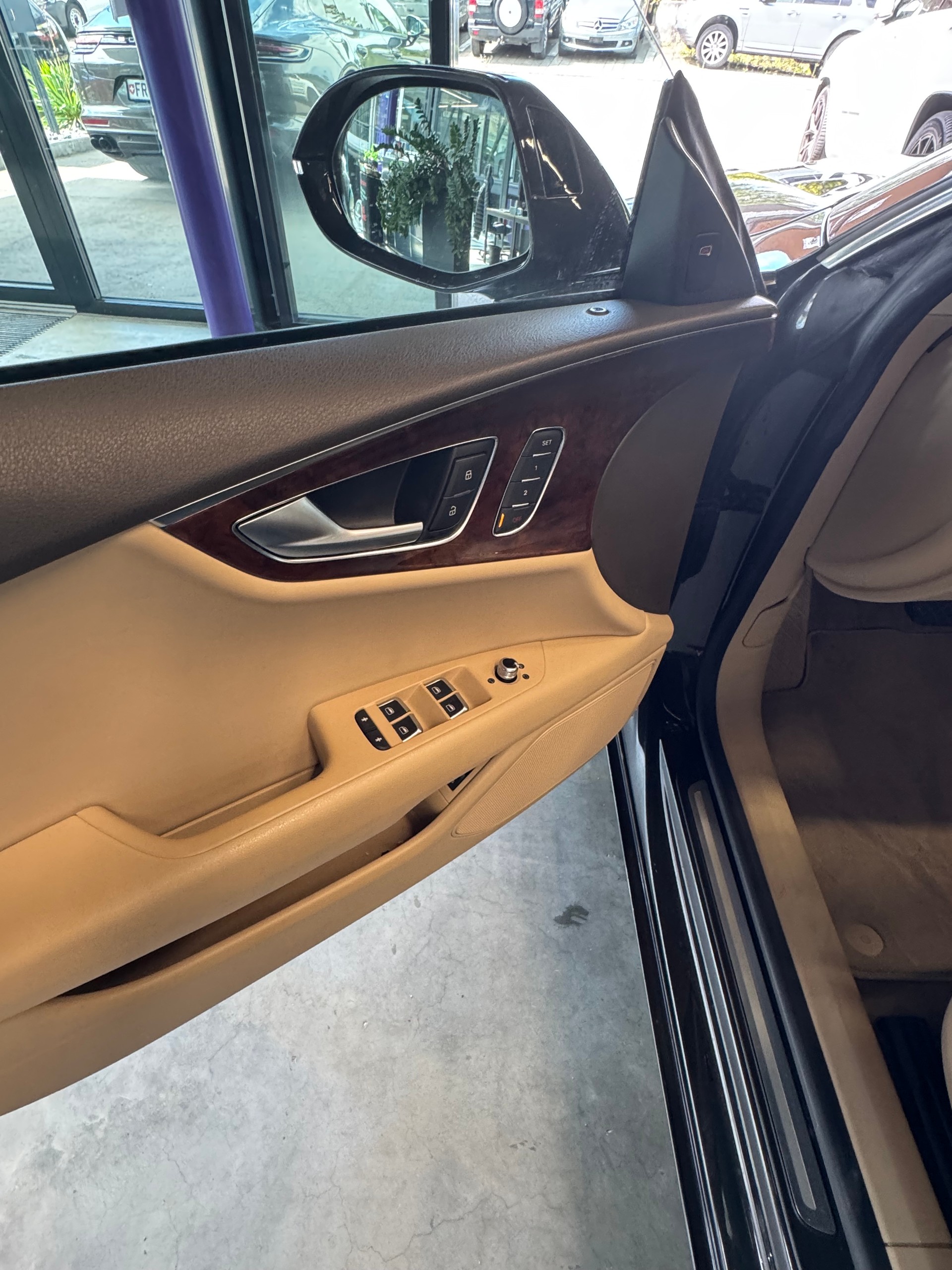 AUDI A7 Sportback 2.8 FSI quattro S-tronic-image-9