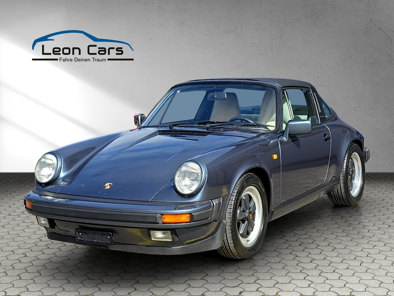 PORSCHE 911 Carrera Targa-image-0