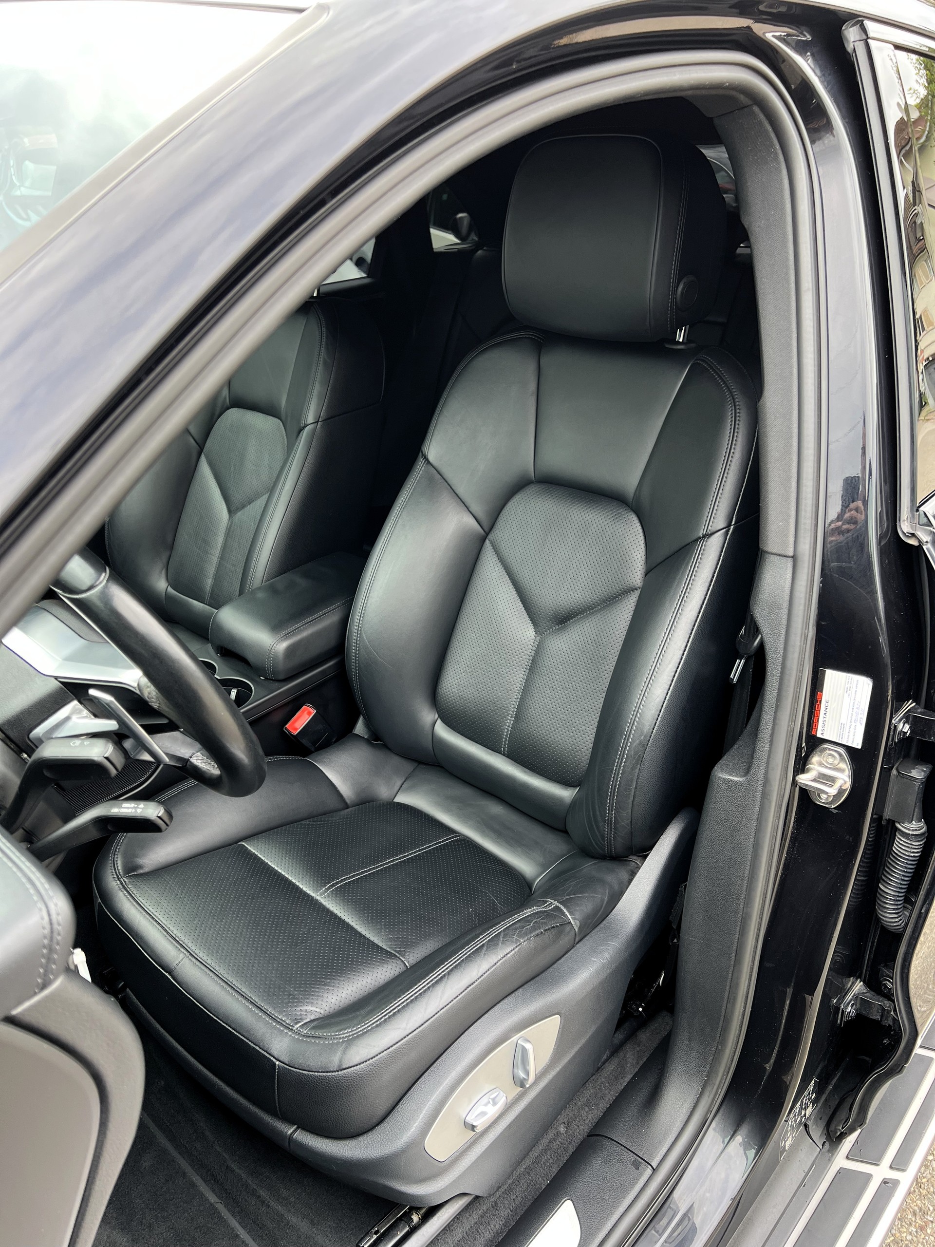 PORSCHE Macan S Diesel PDK-image-17