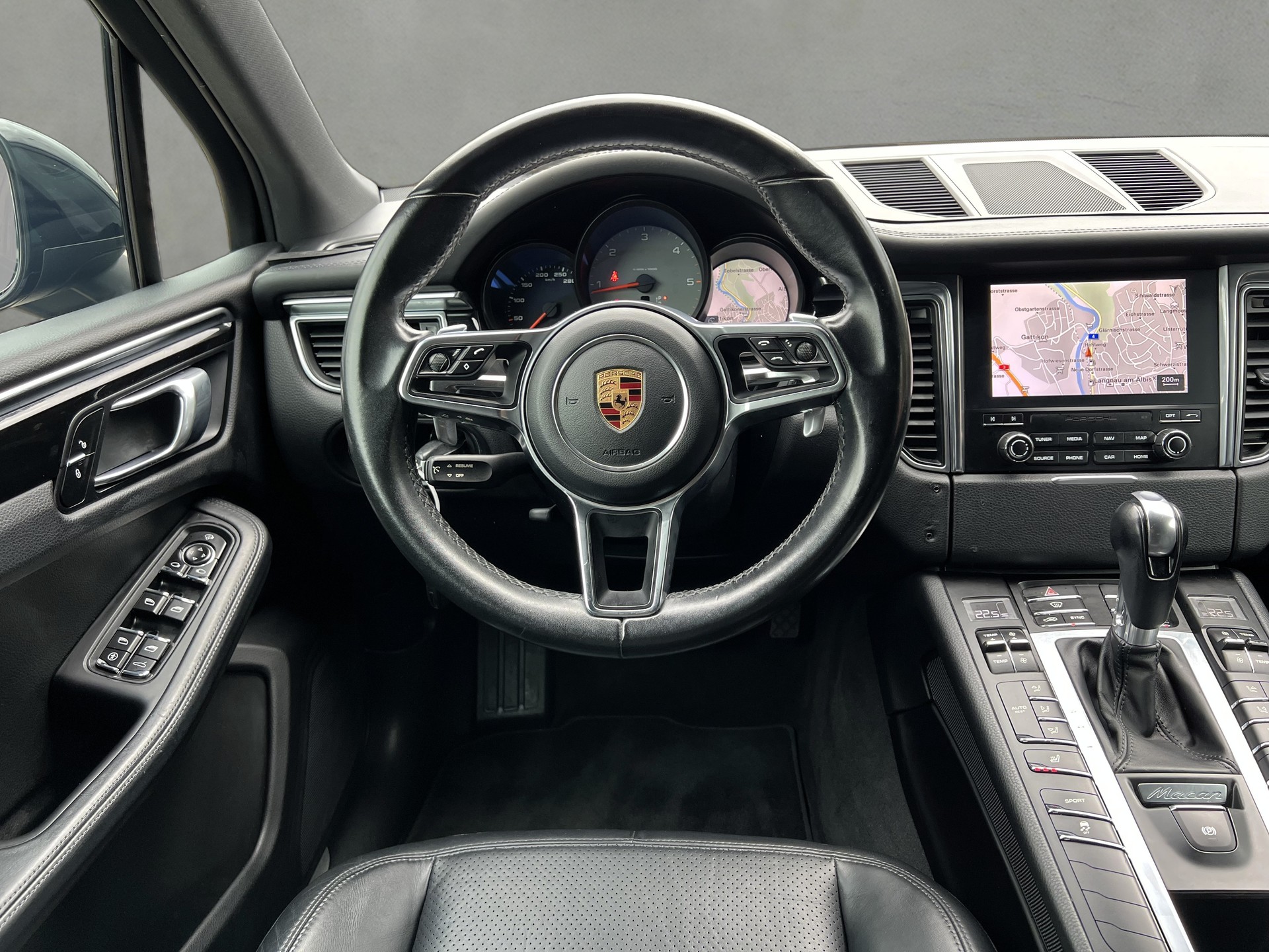 PORSCHE Macan S Diesel PDK-image-22
