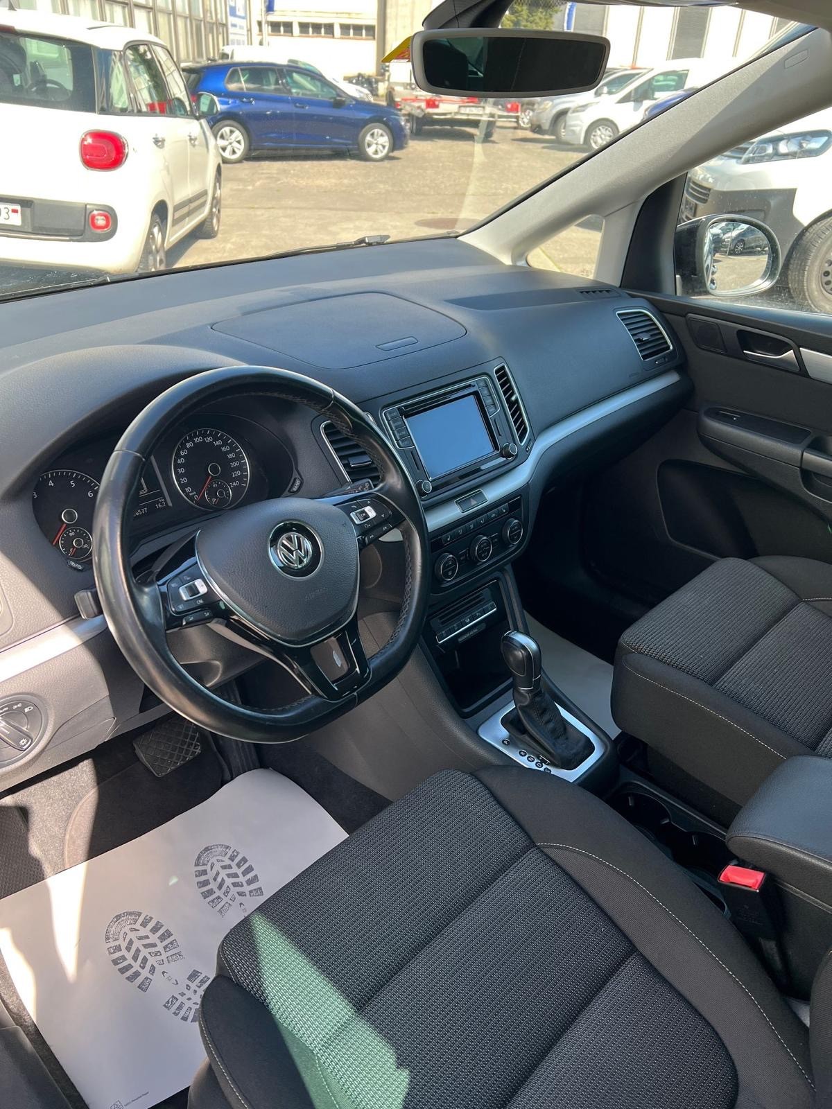 VW Sharan 1.4 TSI BlMT Comfortline DSG-image-8