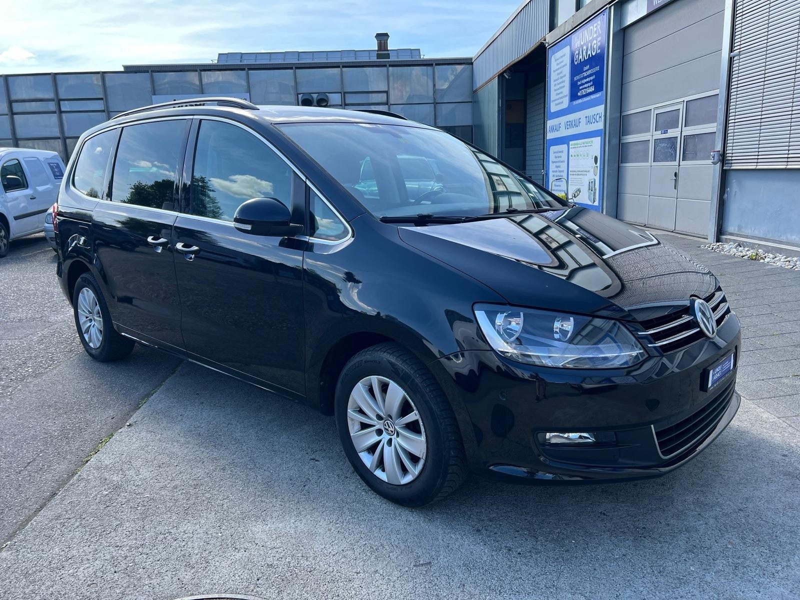 VW Sharan 1.4 TSI BlMT Comfortline DSG-image-1