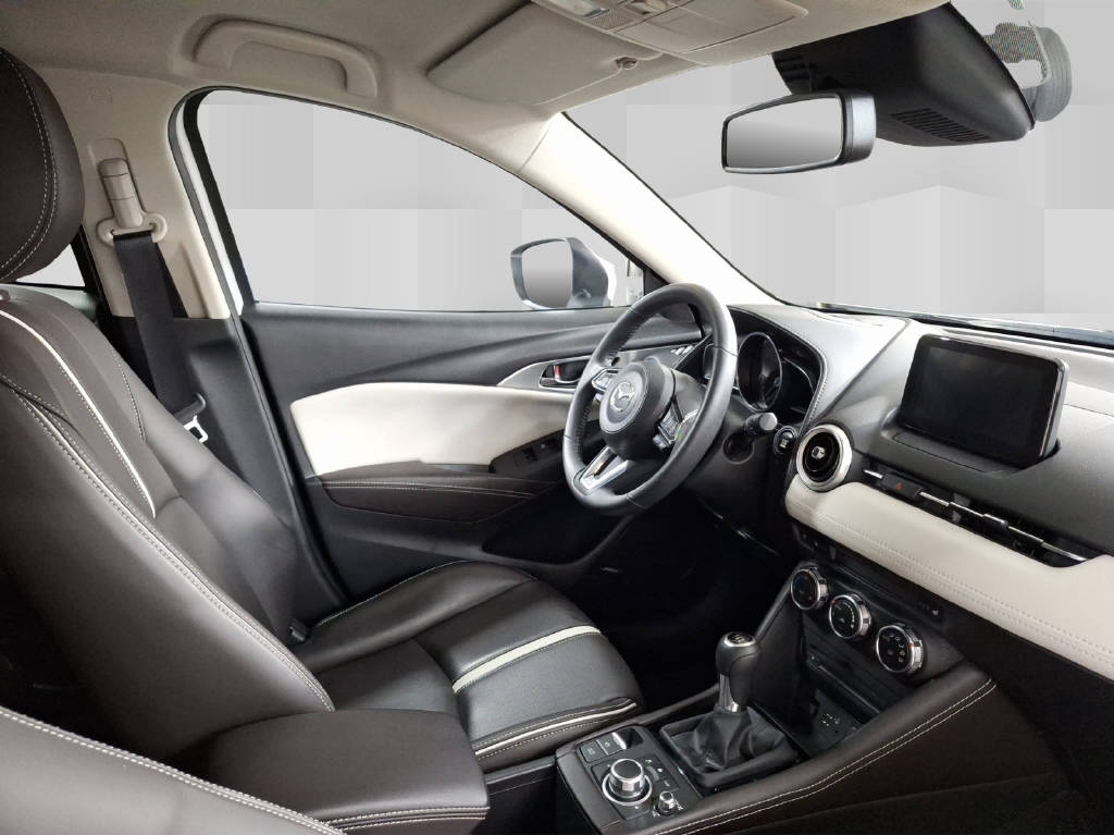MAZDA CX-3 2.0 Revolution FWD-image-4