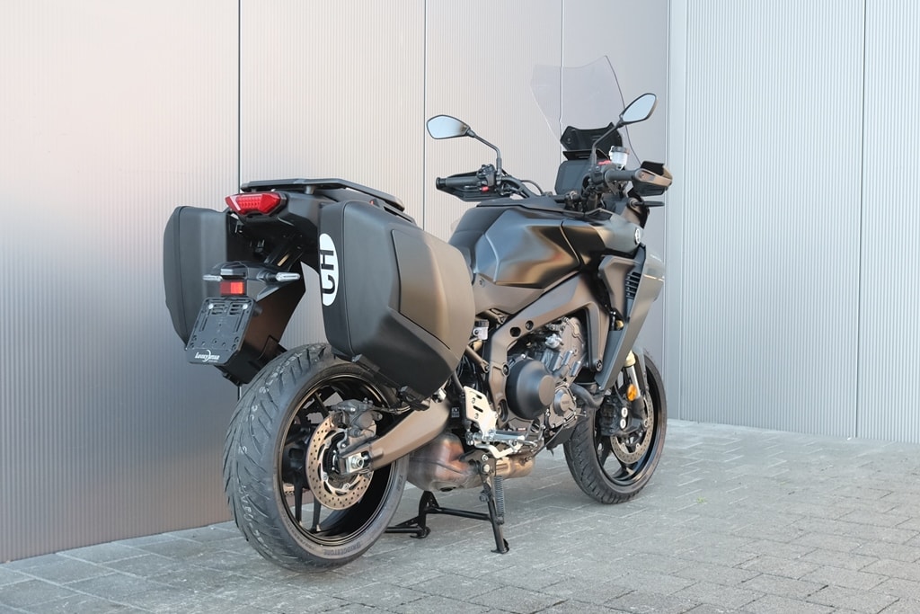 YAMAHA Tracer 9 GT ABS-showroom-element-1