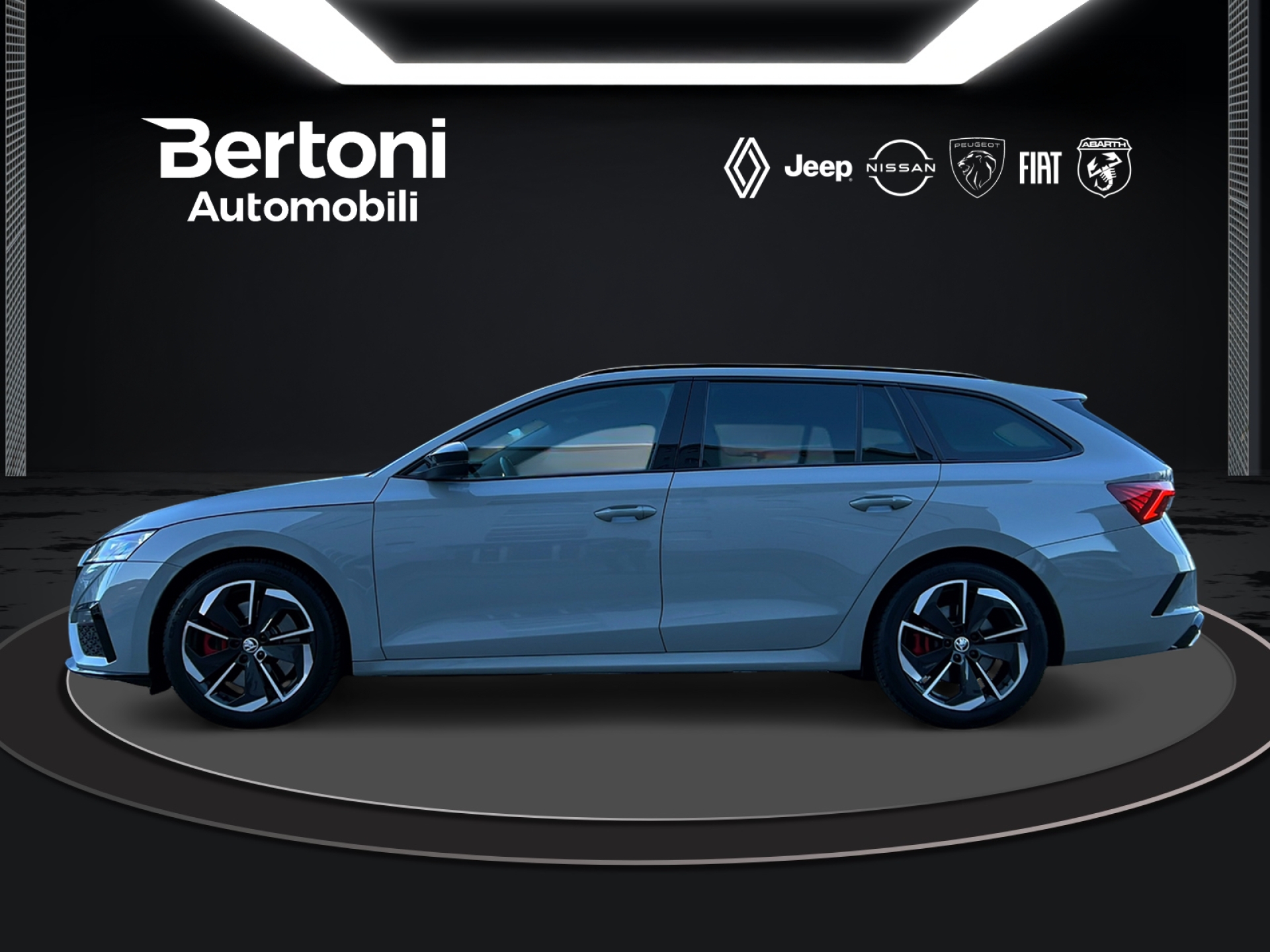 SKODA Octavia Combi 2.0 TSI RS DSG-image-2